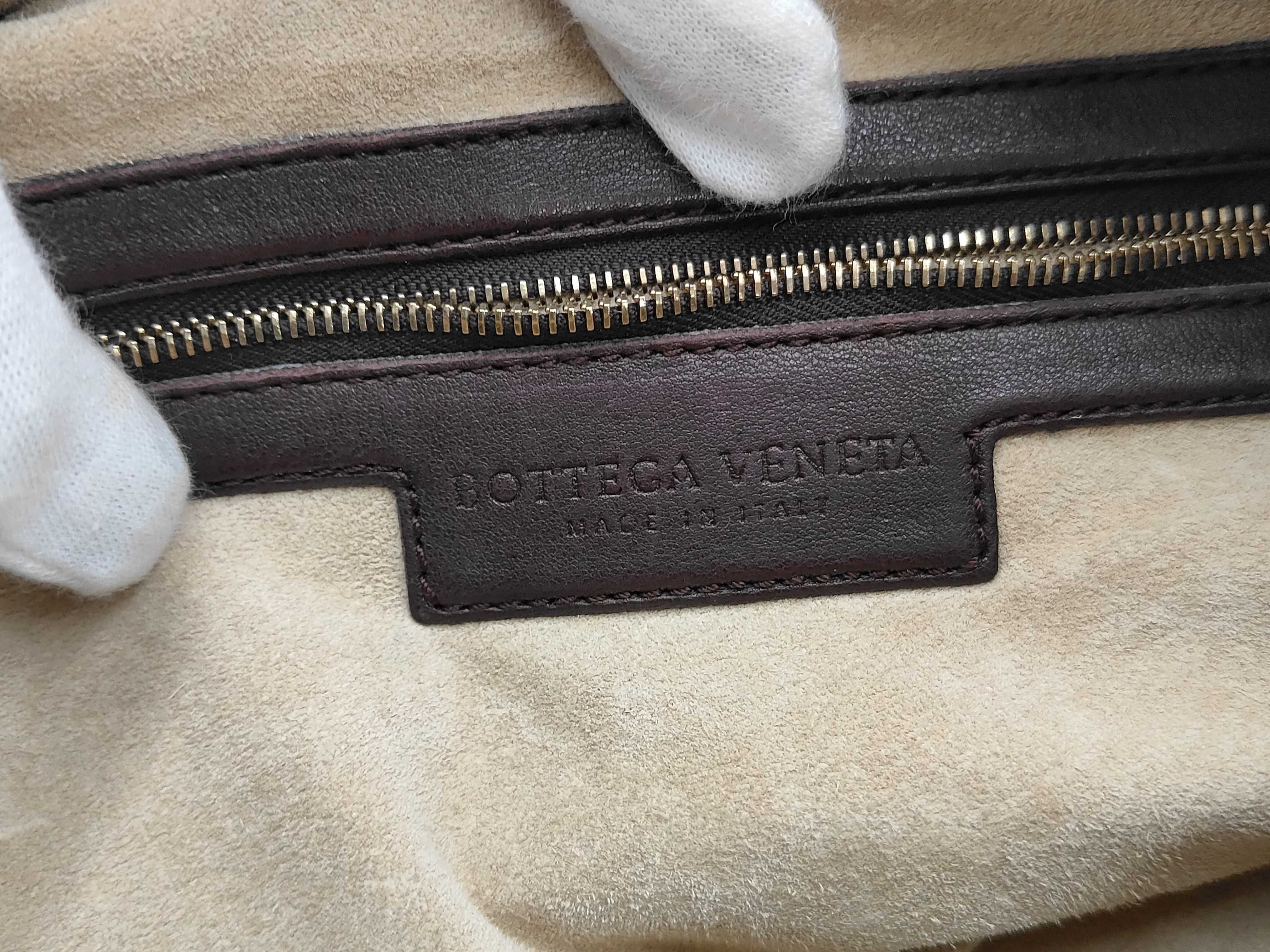 Intrecciato Hobo Handbag — view 12