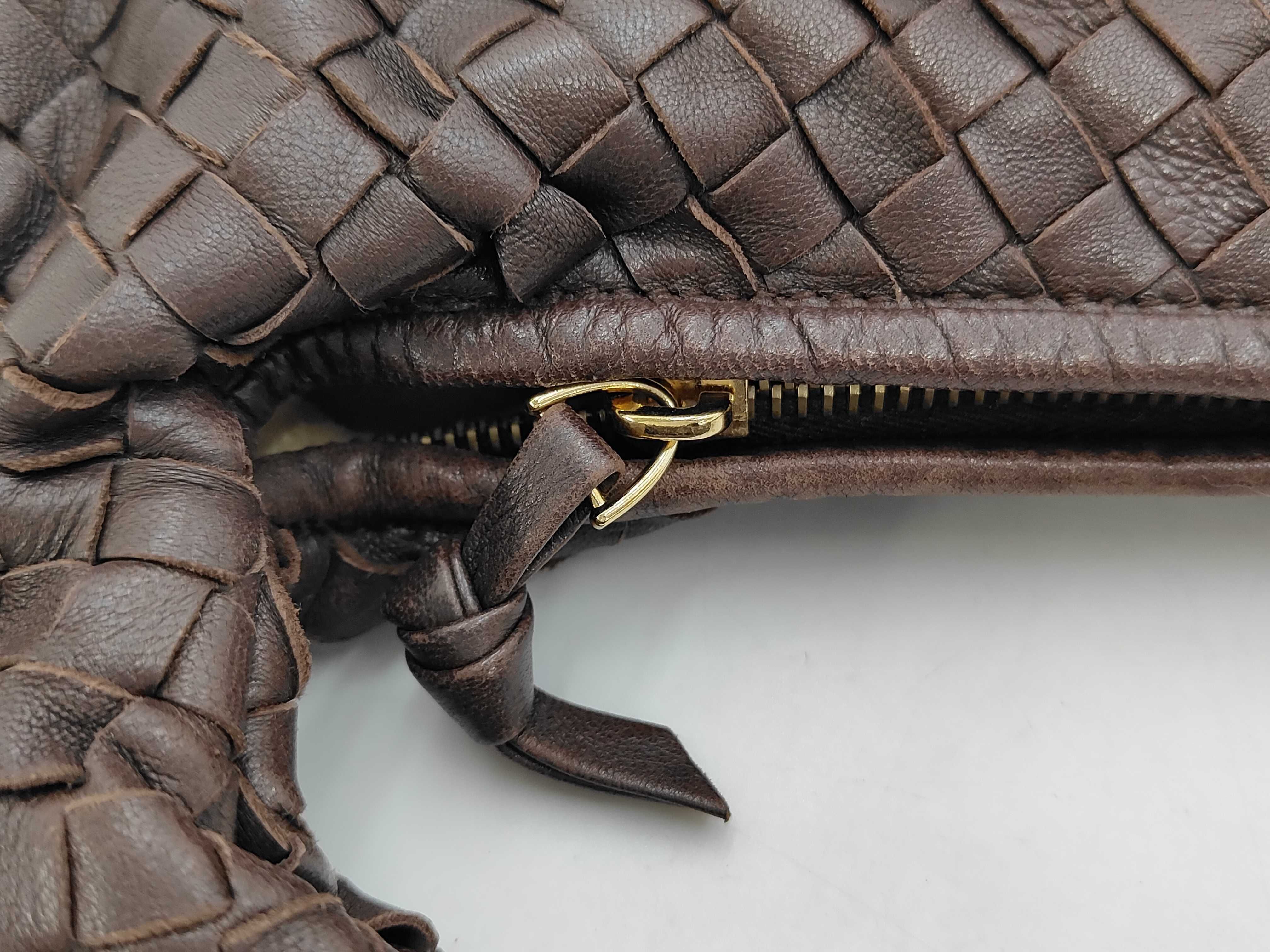 Intrecciato Hobo Handbag — view 8