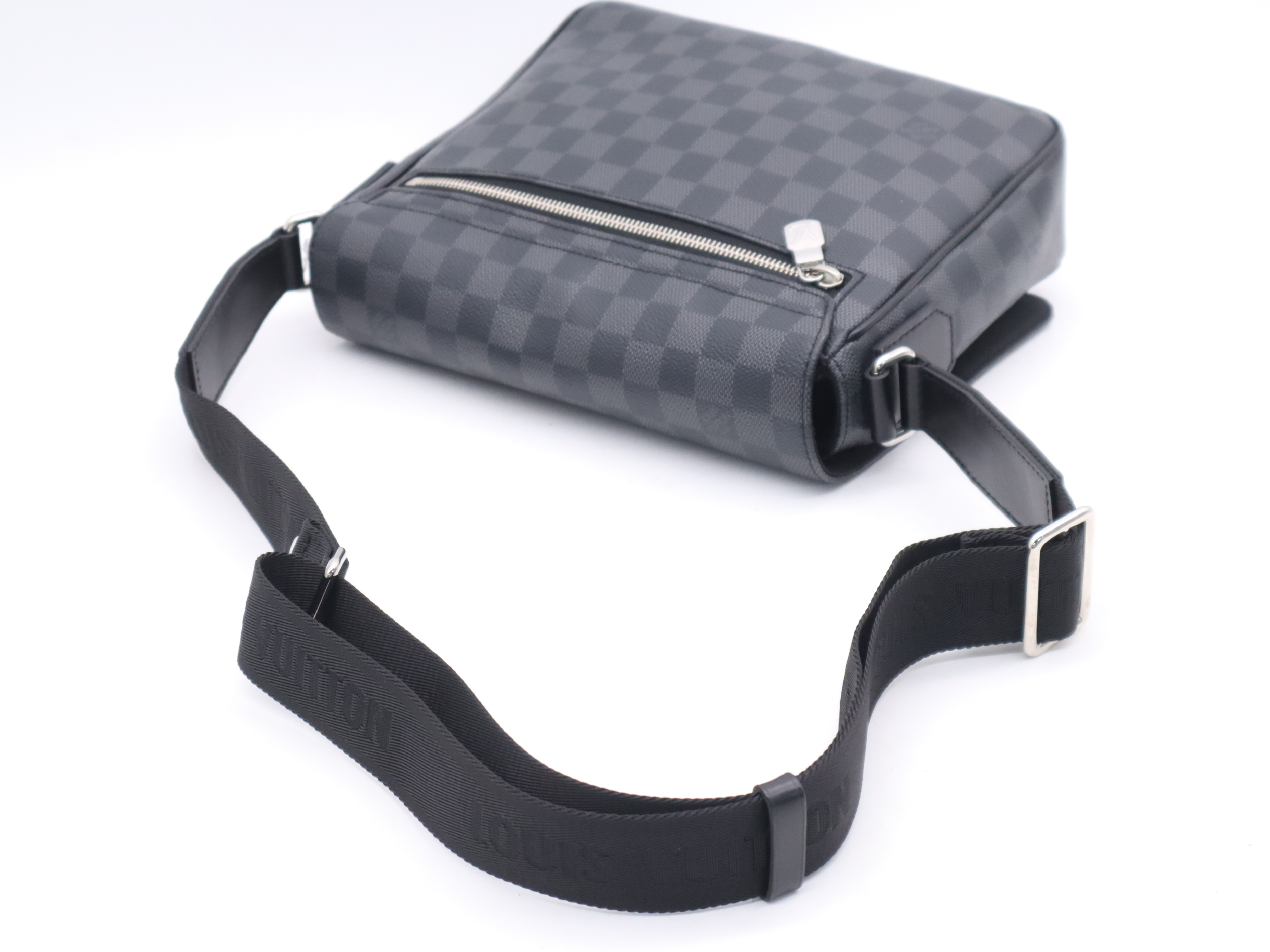 N42710 Graphite District PM NV3 Shoulder Bag with Dust Bag, RFID Tested. — view 6