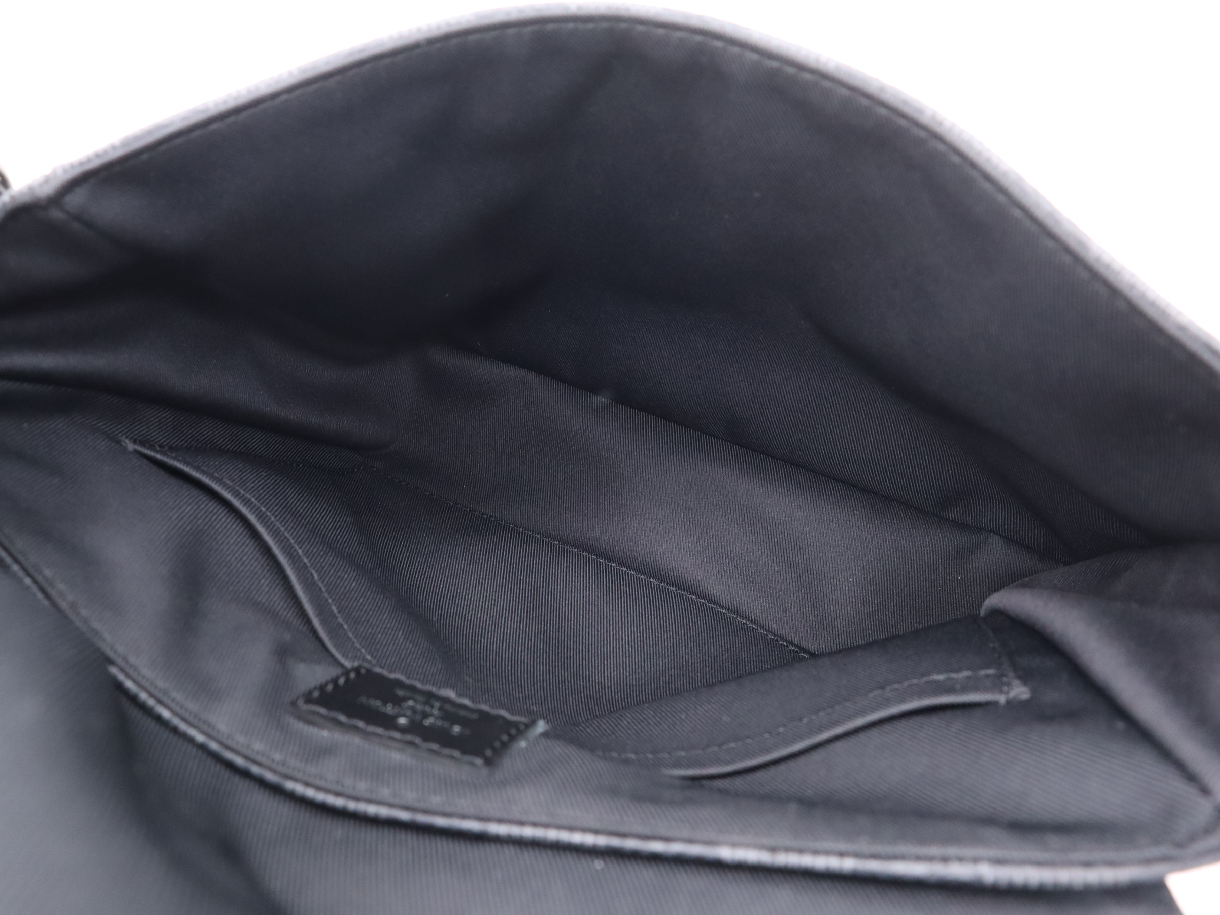 N42710 Graphite District PM NV3 Shoulder Bag with Dust Bag, RFID Tested. — view 10