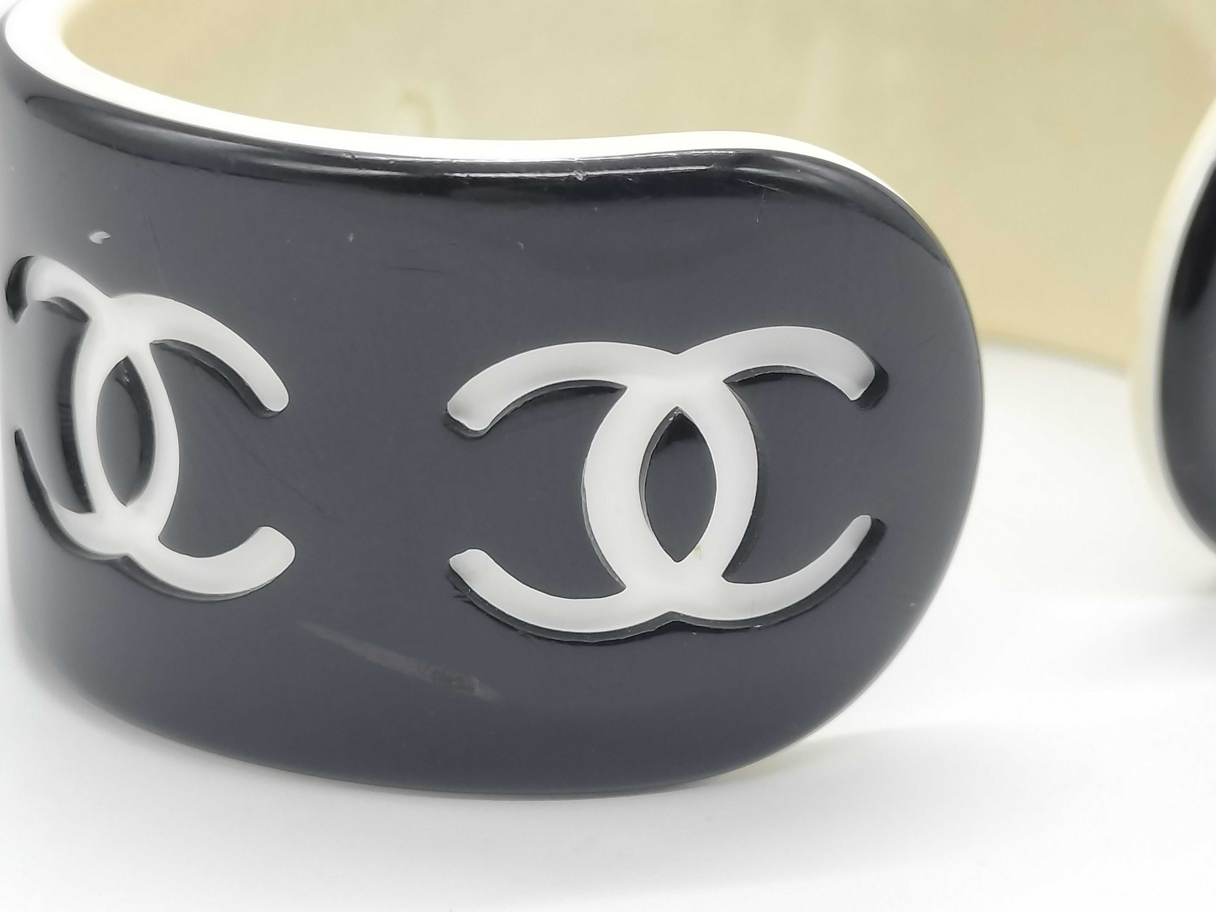02P Bangle (Logo missing) Bracelet/Bangle — view 7