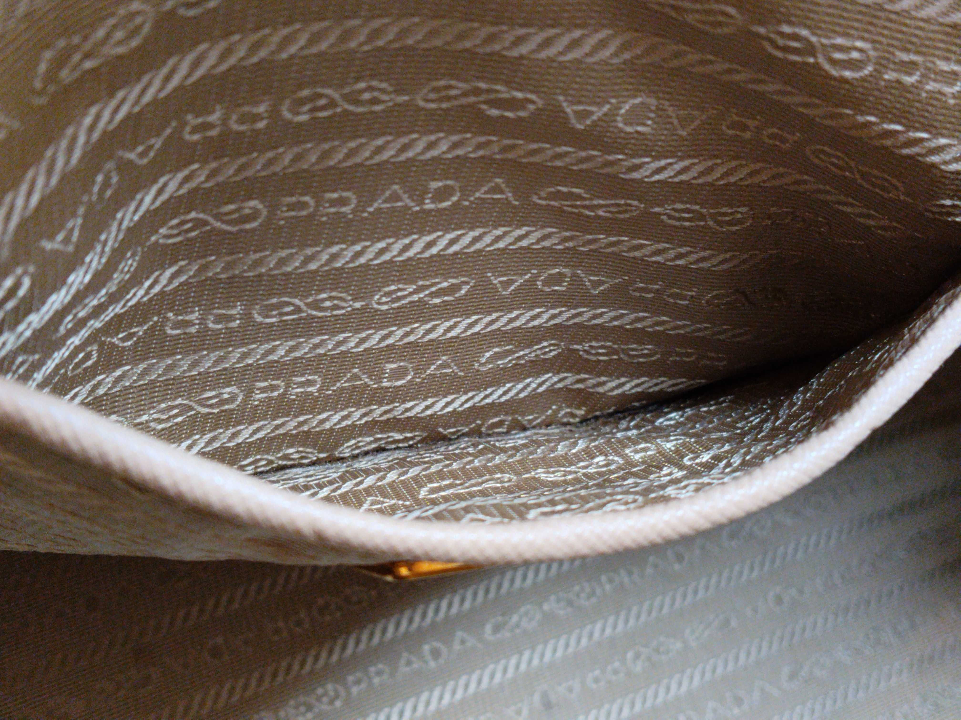 Vitello Saffiano Lux handbag — view 13