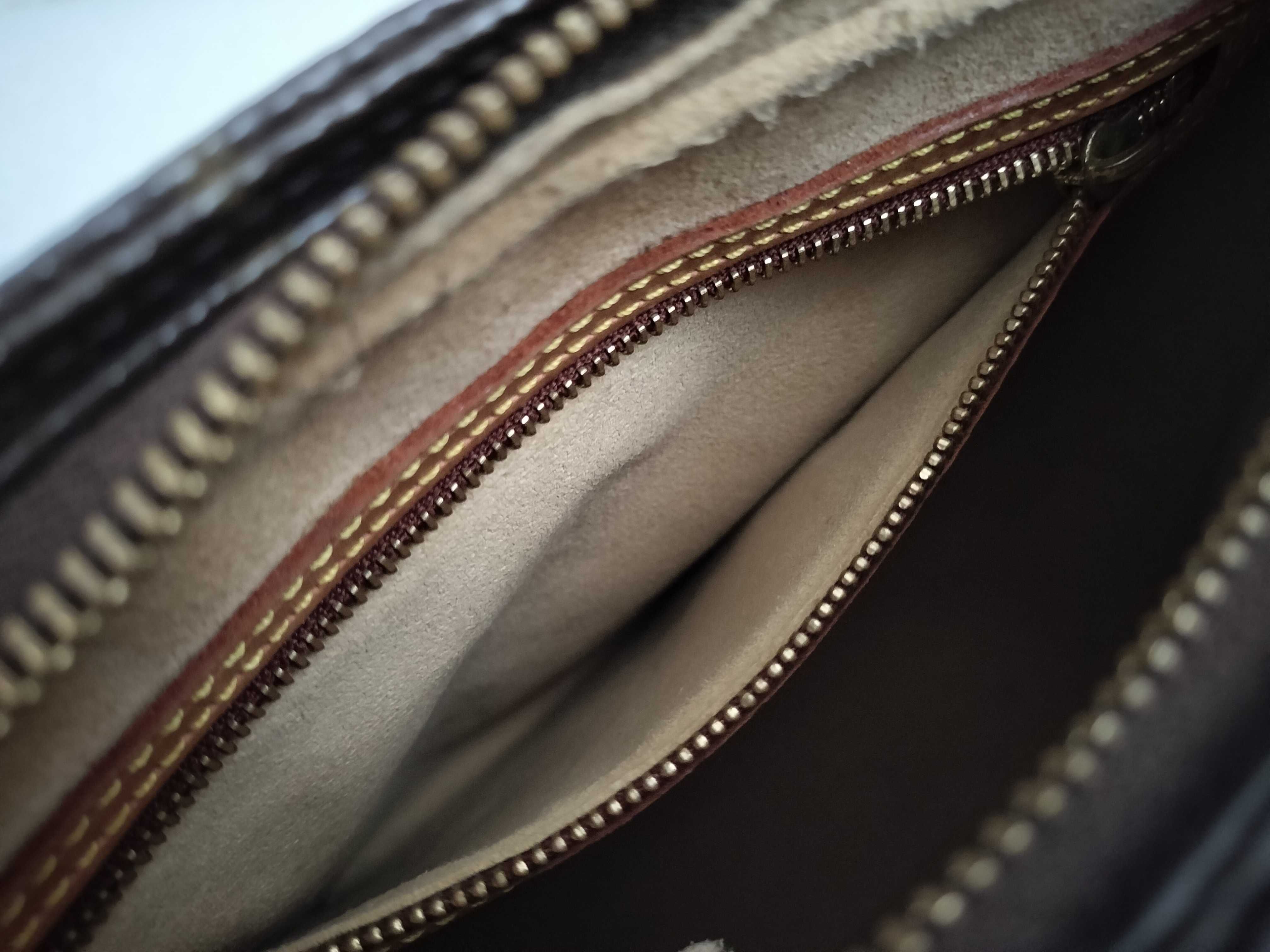Monogram Louis Vuitton Monogram Shoulder Bag Looping MM M51146 Shoulder Bag — view 11