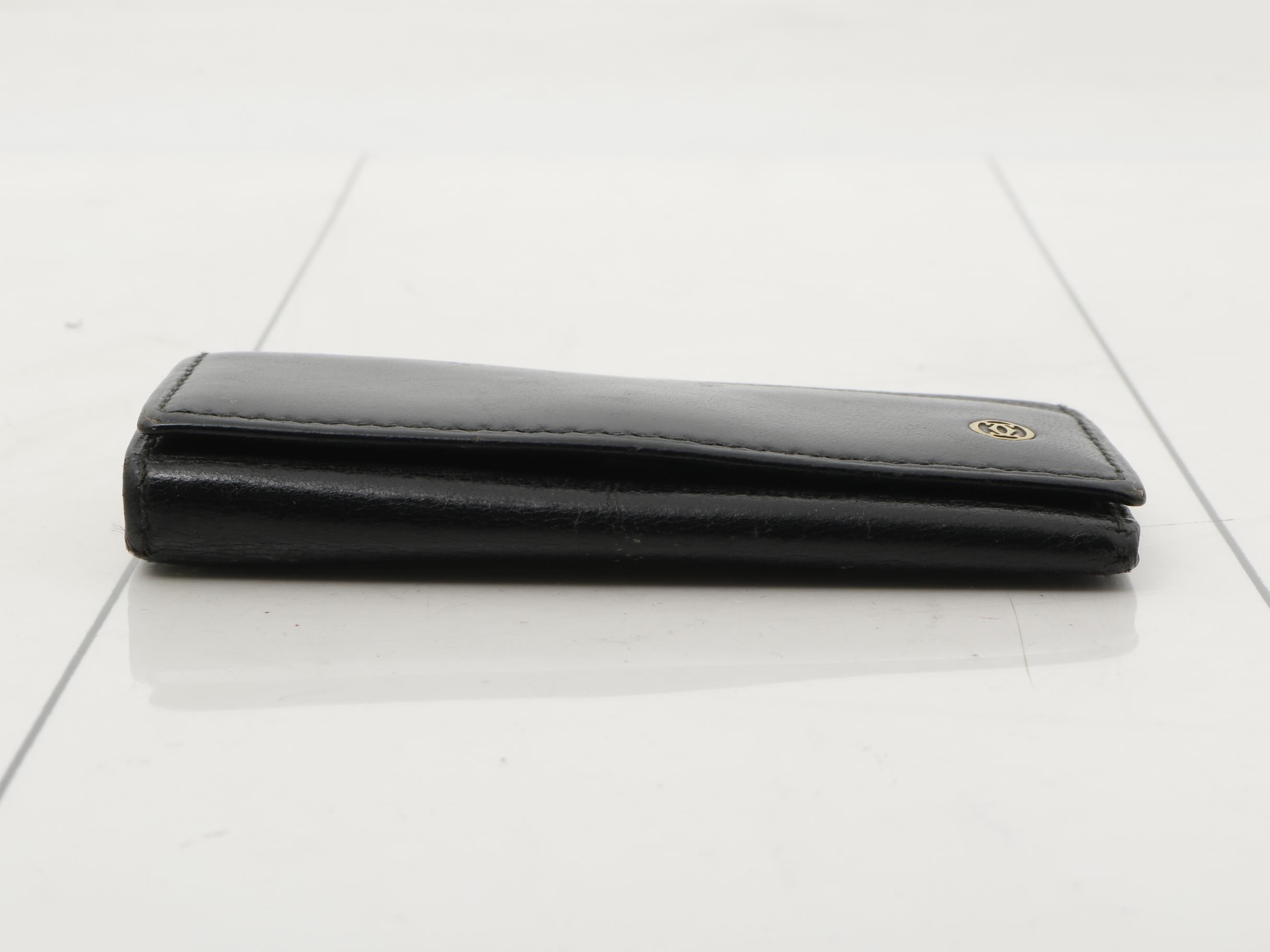 Pasha Key Case, Leather, Black — view 3