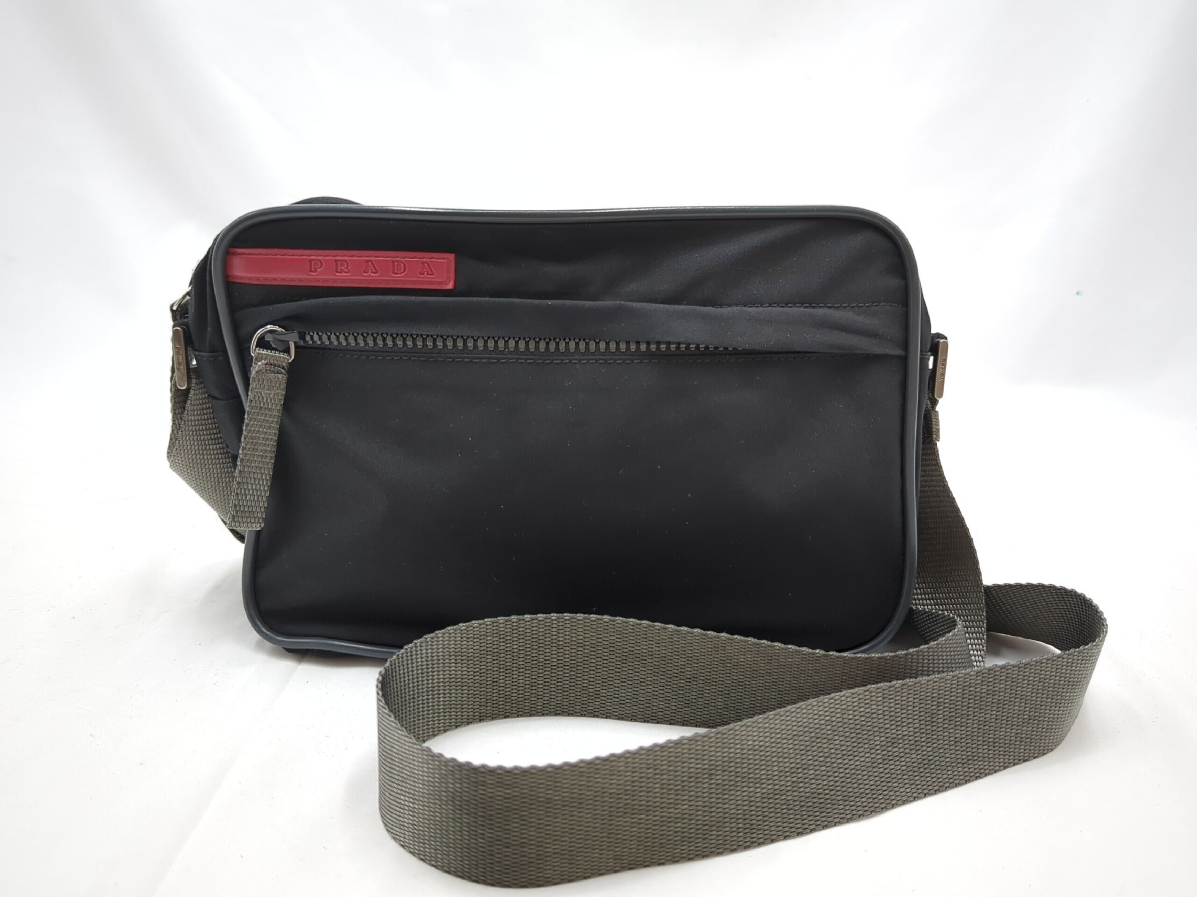 shoulder bag