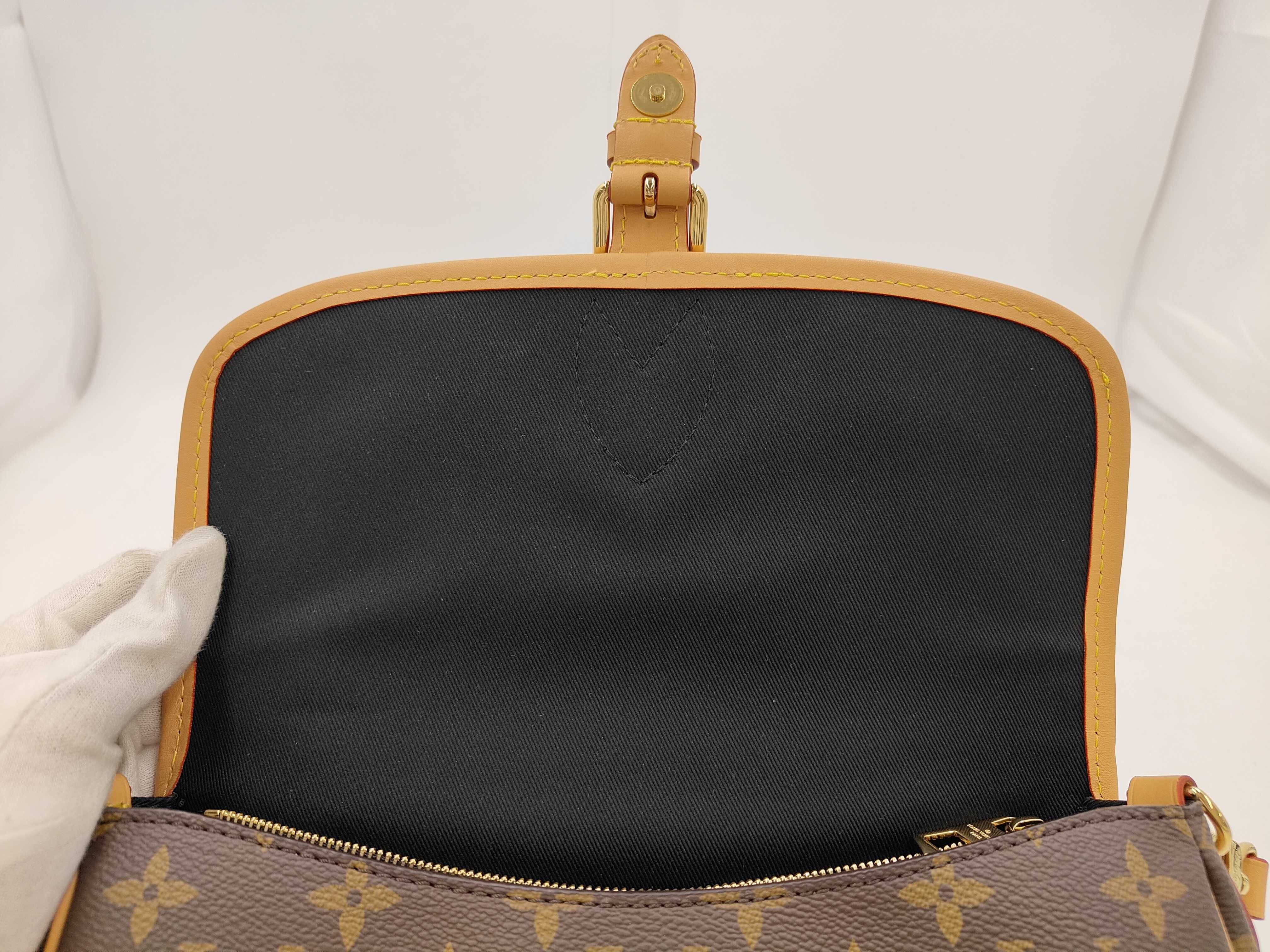 Shoulder Bag — view 8