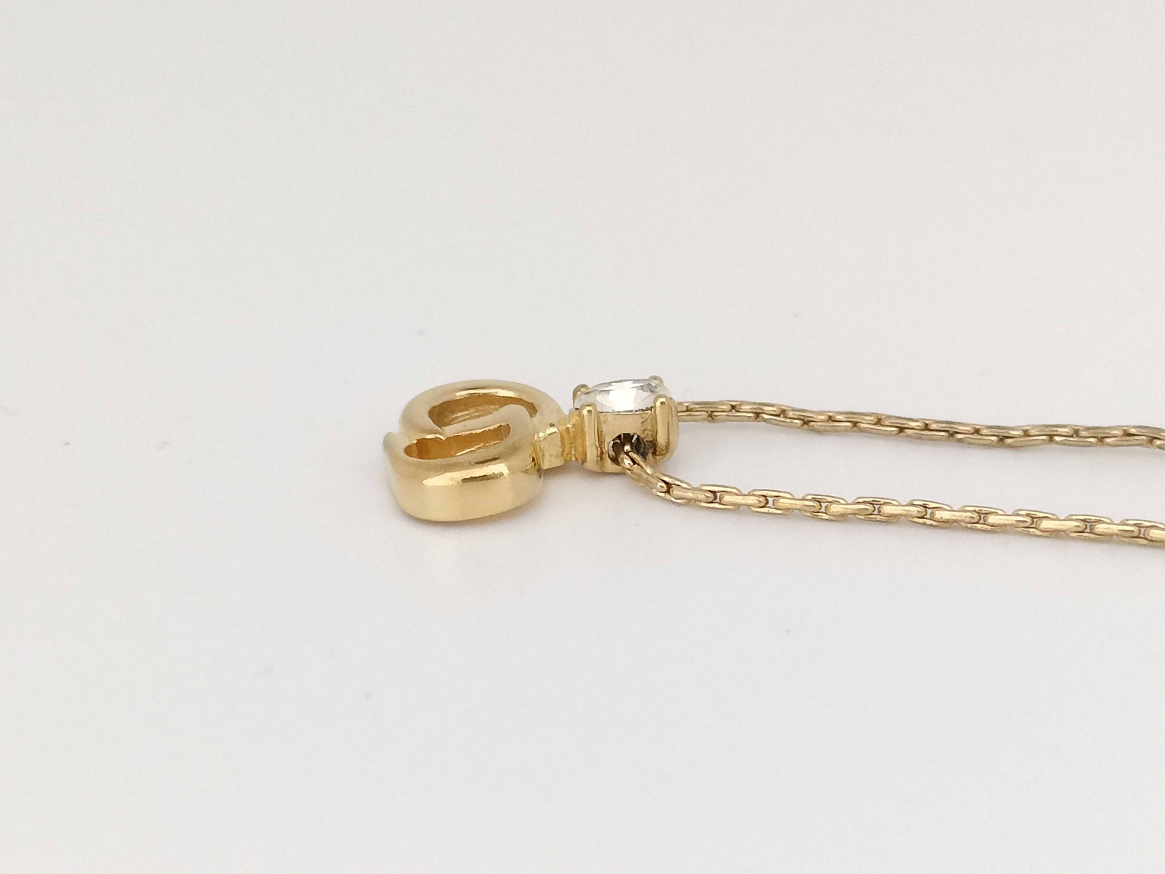 necklace — view 3
