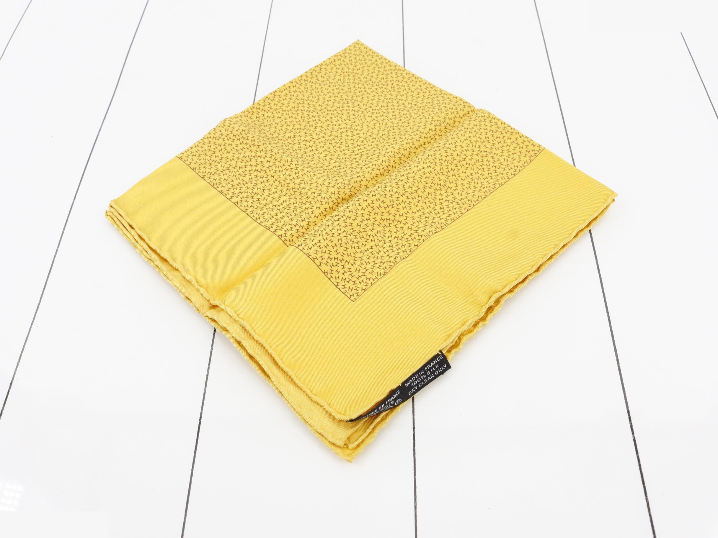 Carré scarf — view 2