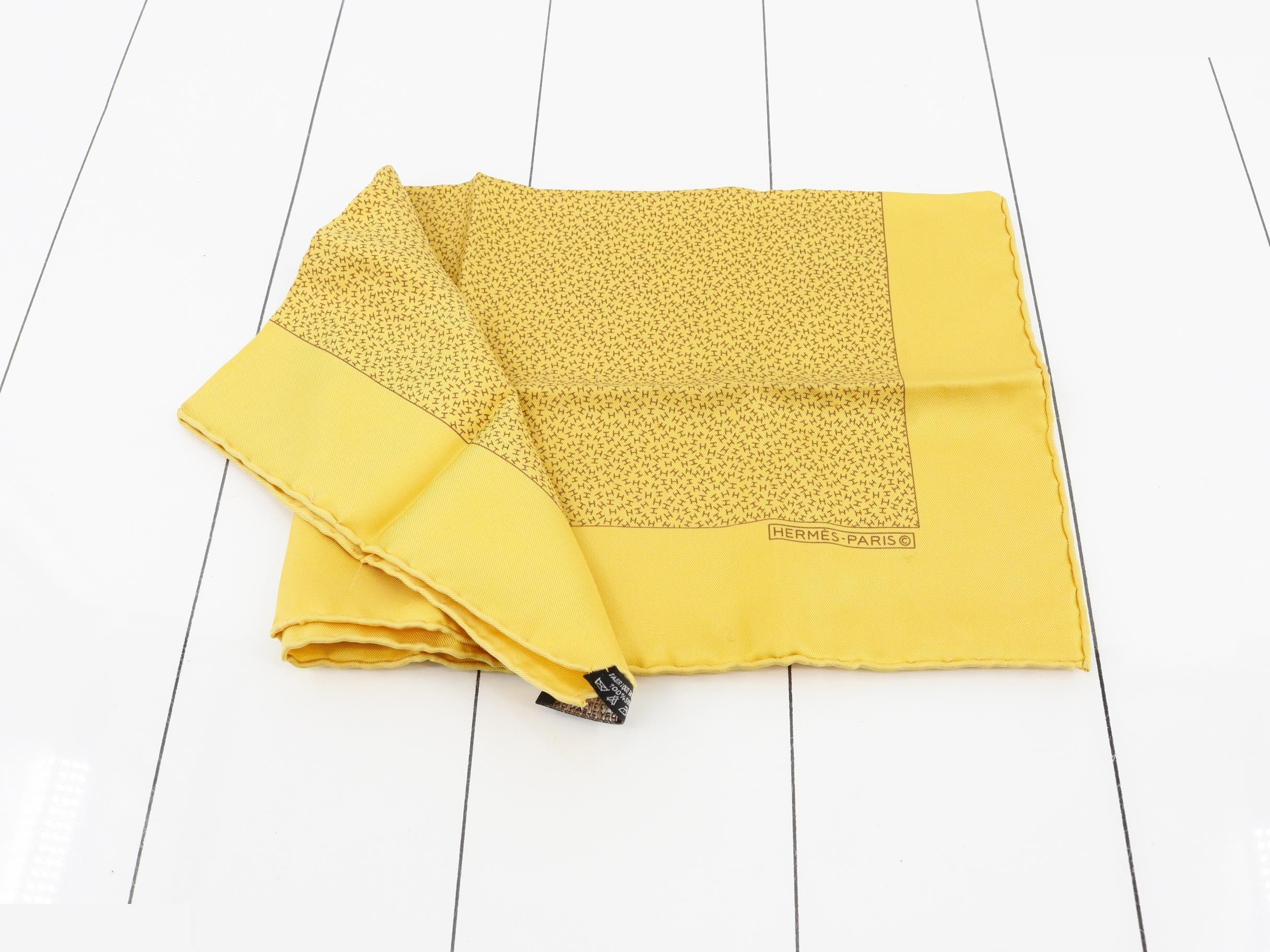 Carré scarf — view 3