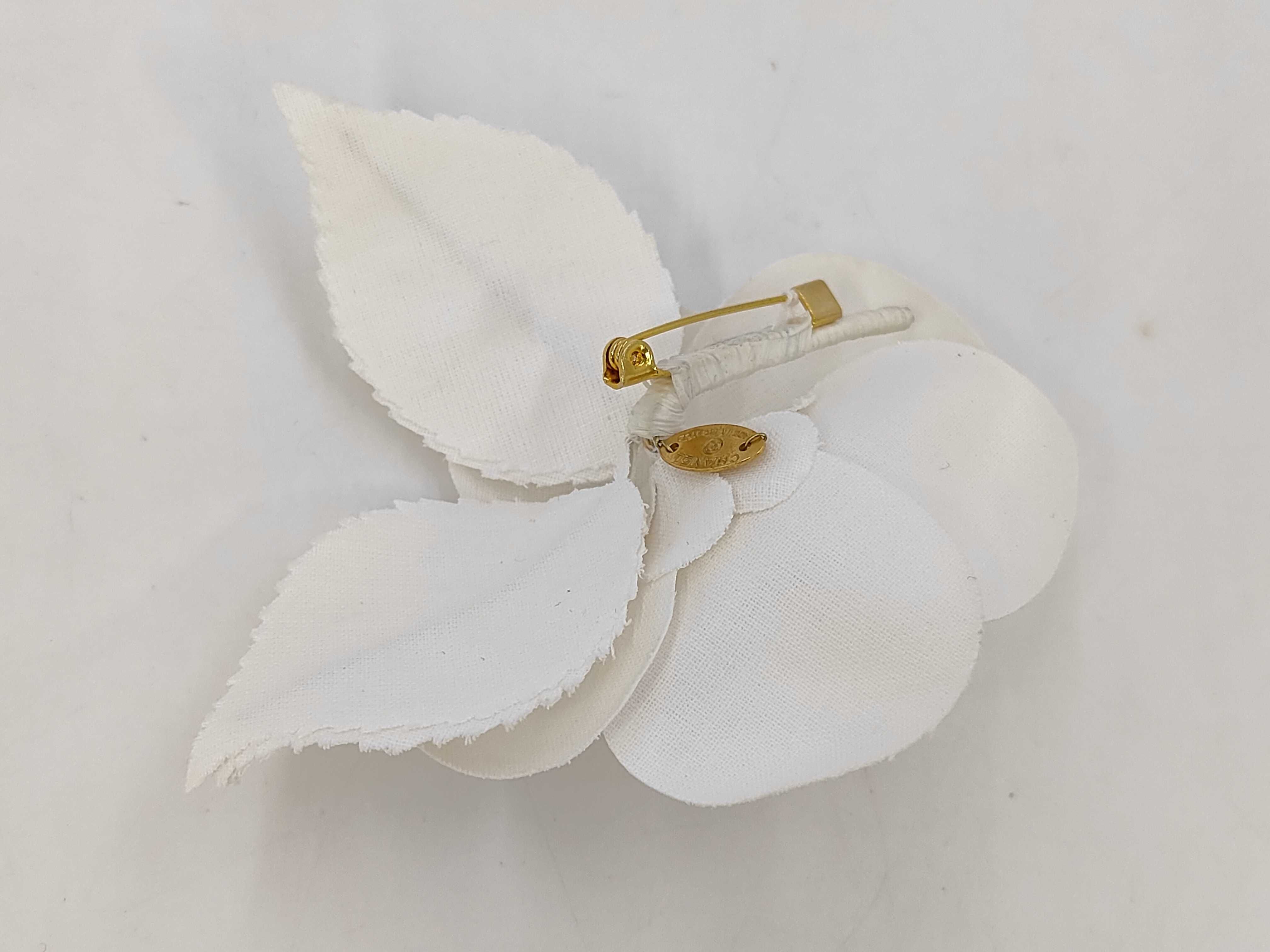 Camellia Brooch, White Brooch — view 2