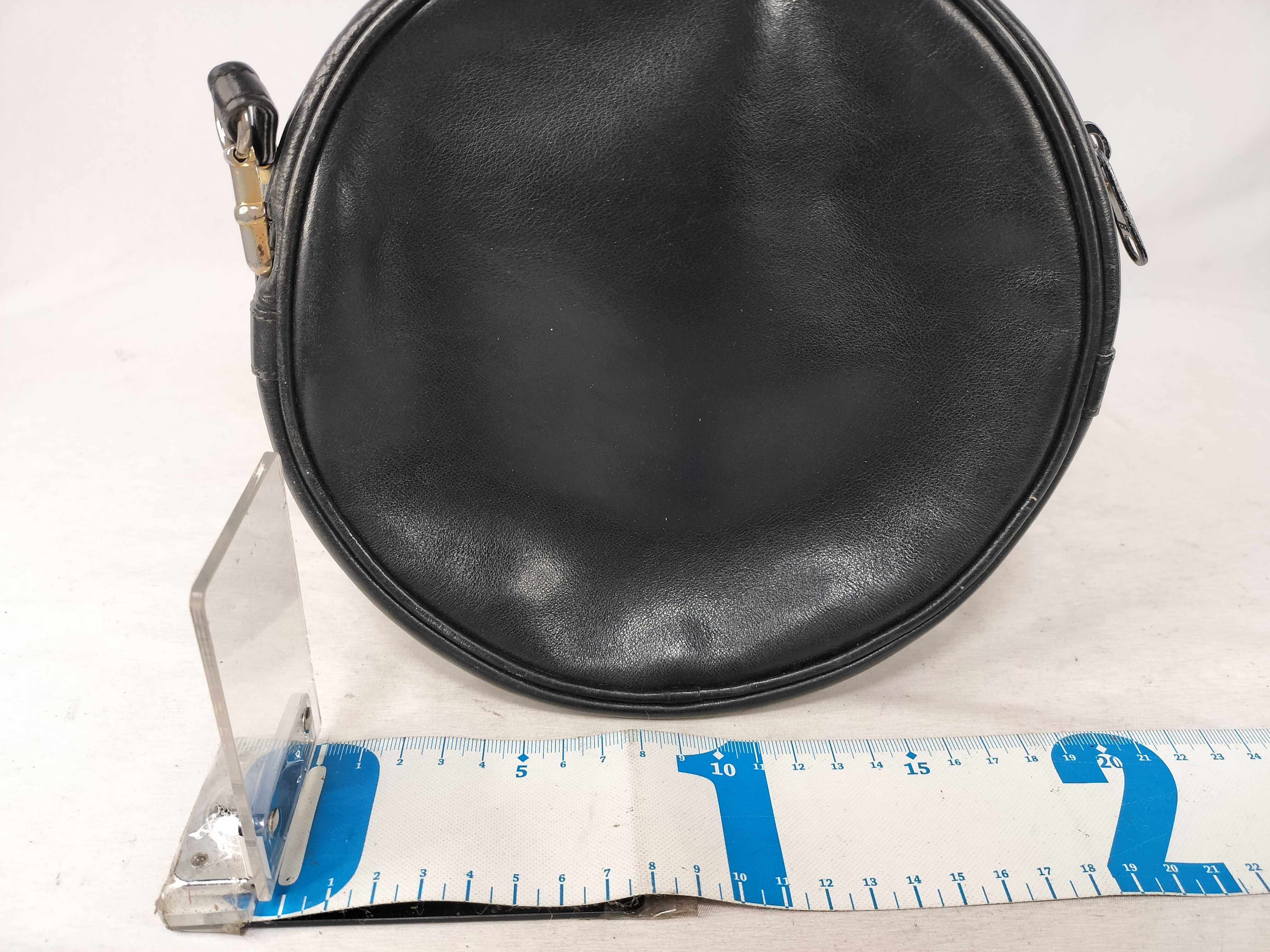 Double G Shoulder Bag — view 2