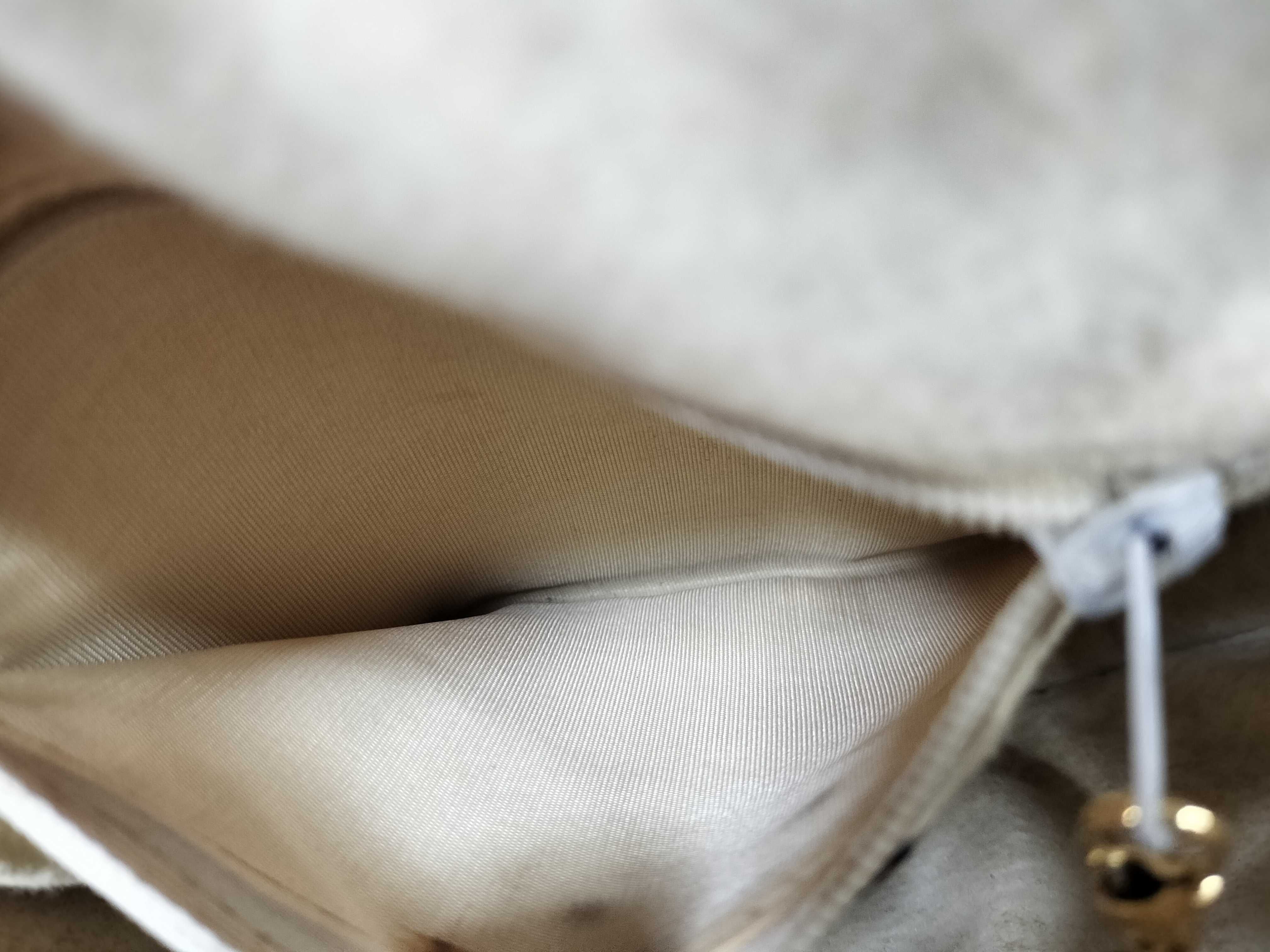 Double G Shoulder Bag — view 11