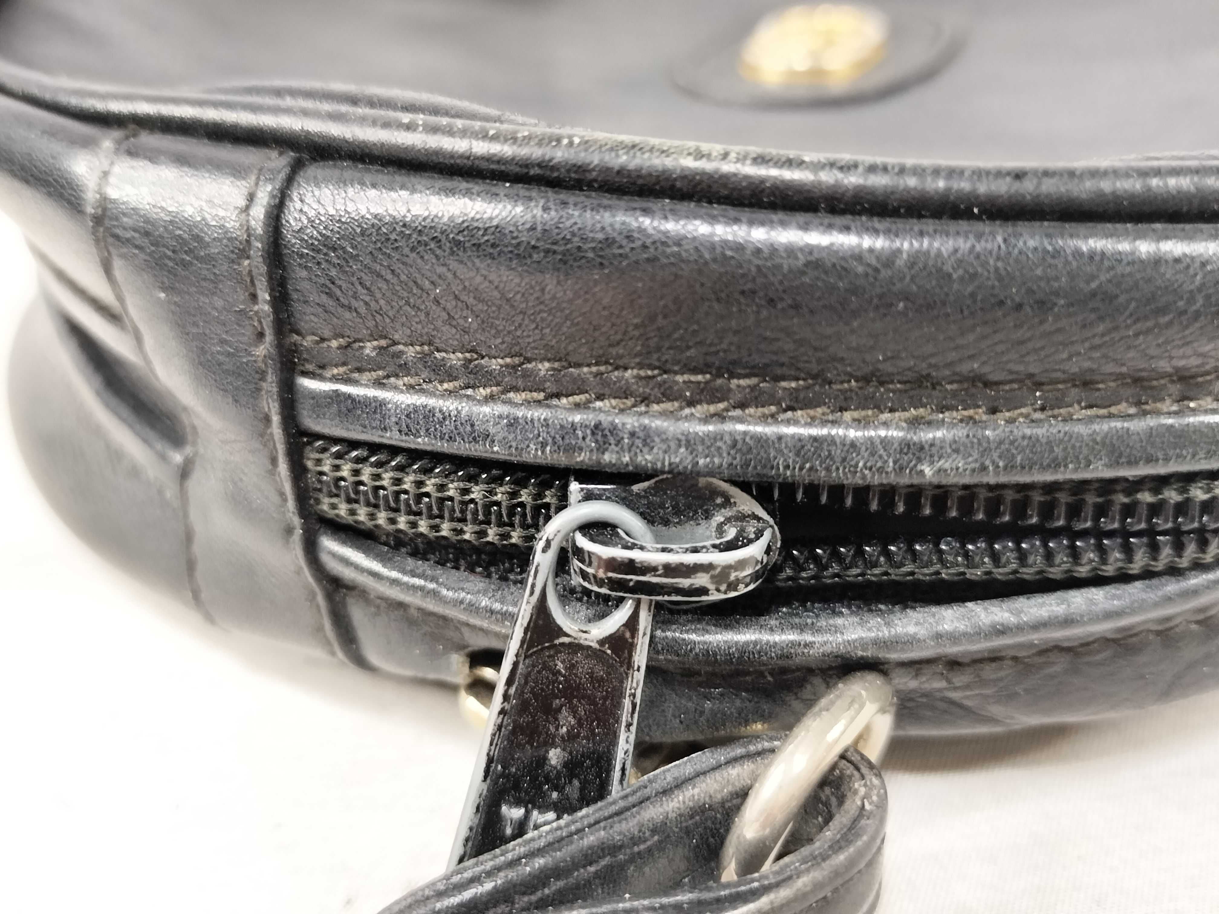 Double G Shoulder Bag — view 15