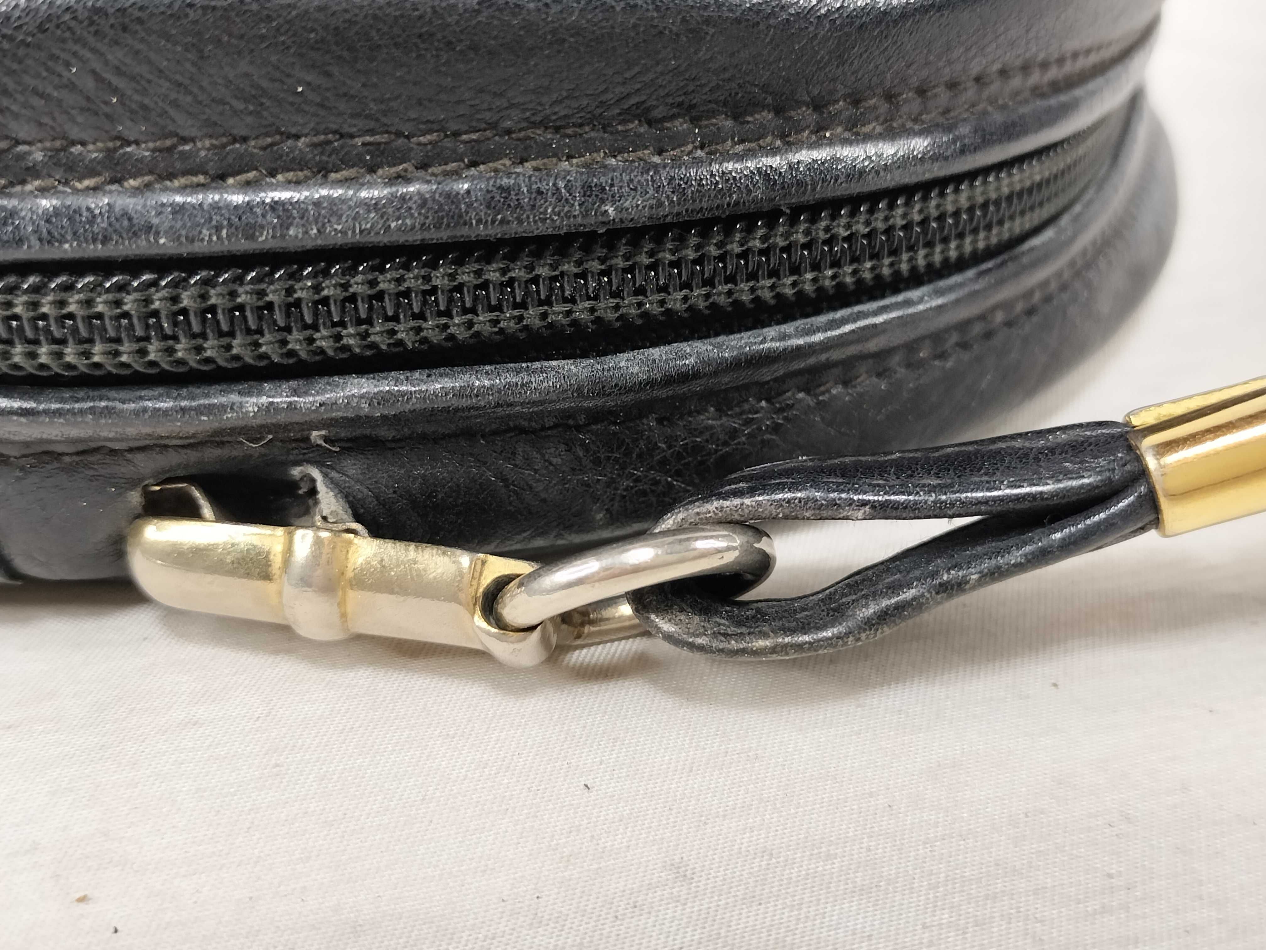Double G Shoulder Bag — view 5