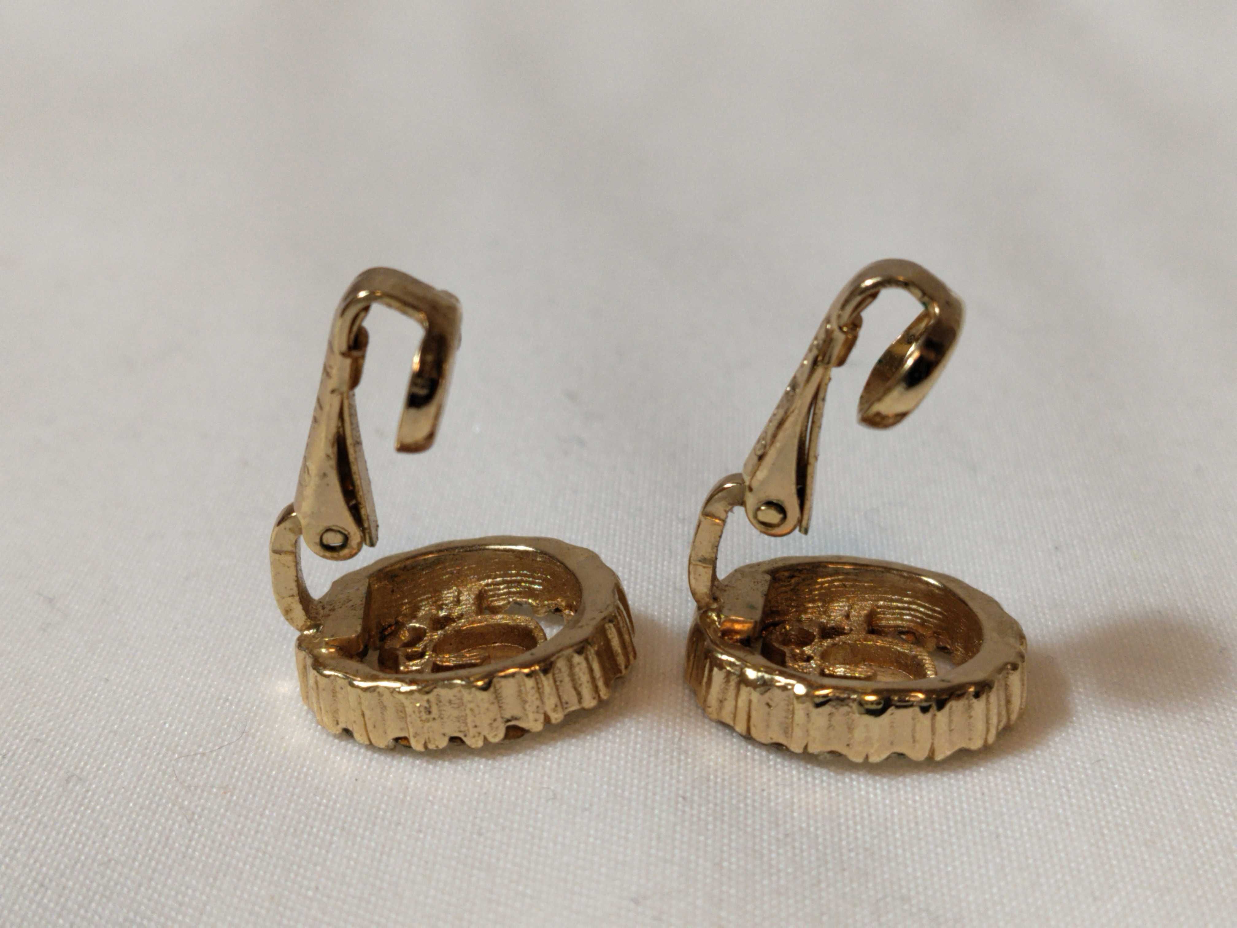 Earrings — view 4