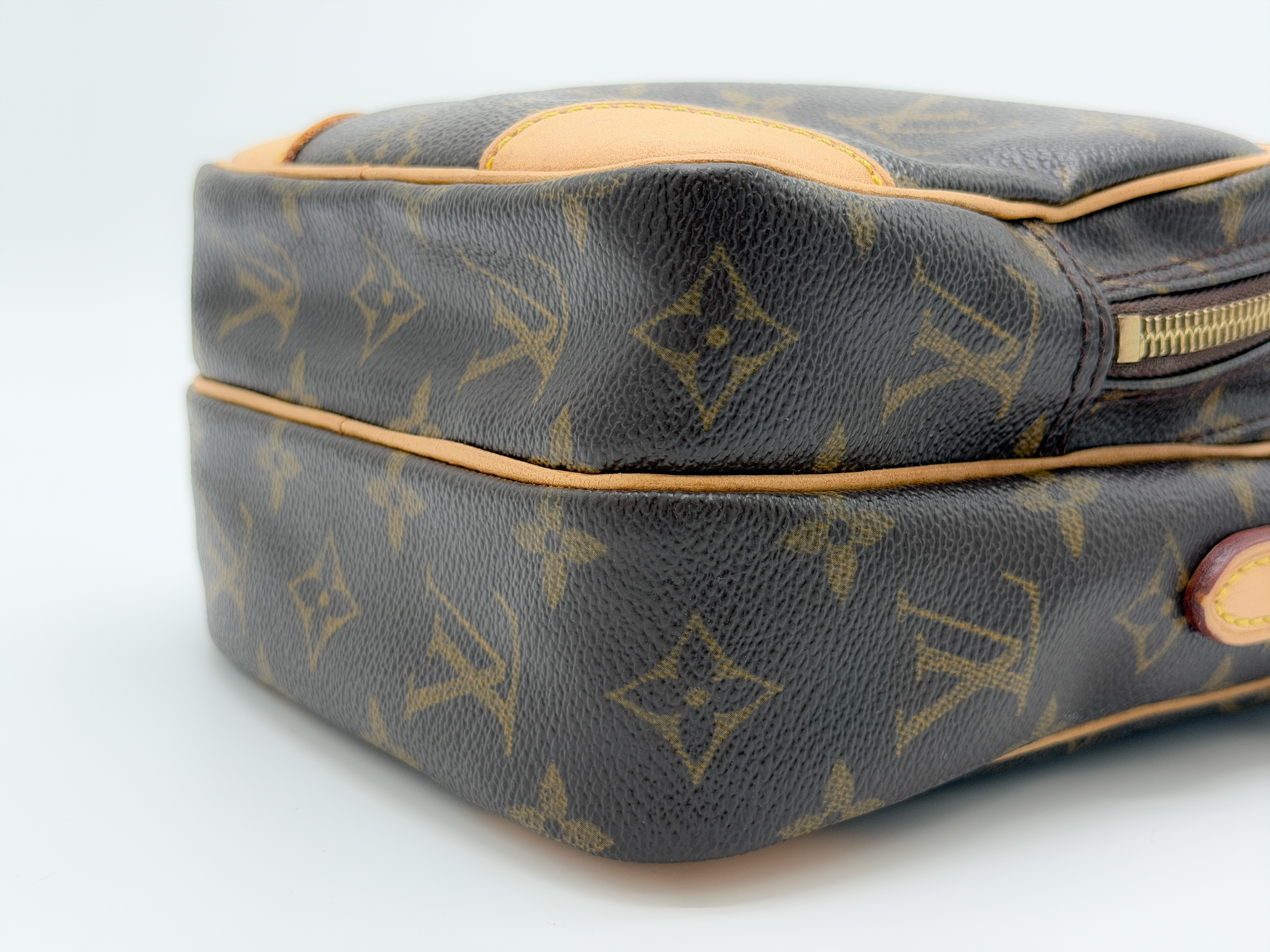 Monogram M45236 Amazon TH0062 No stickiness Shoulder bag — view 8