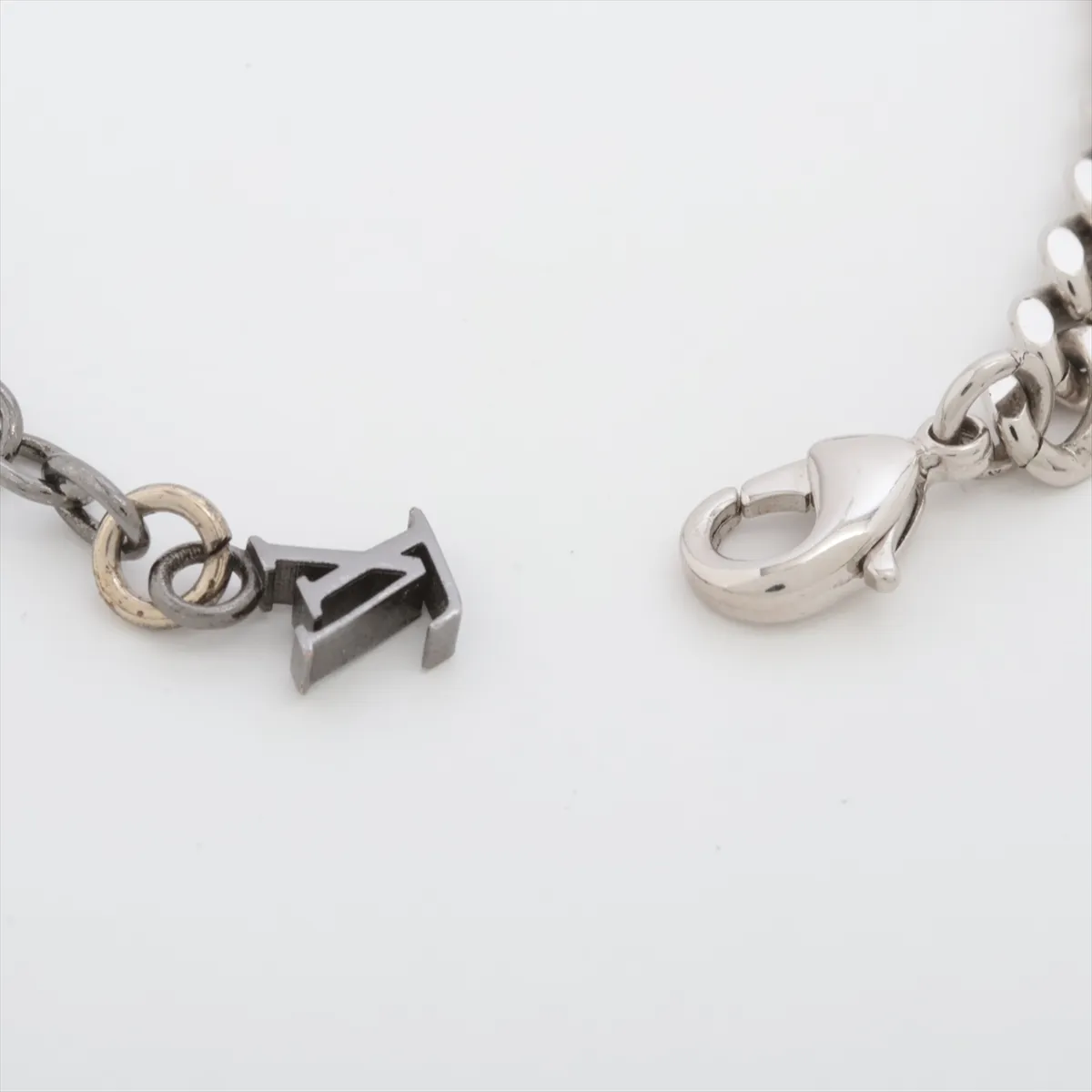M00508 Bracelet LV Instinct RM2245 Bracelet GP Silver. Shows — view 4
