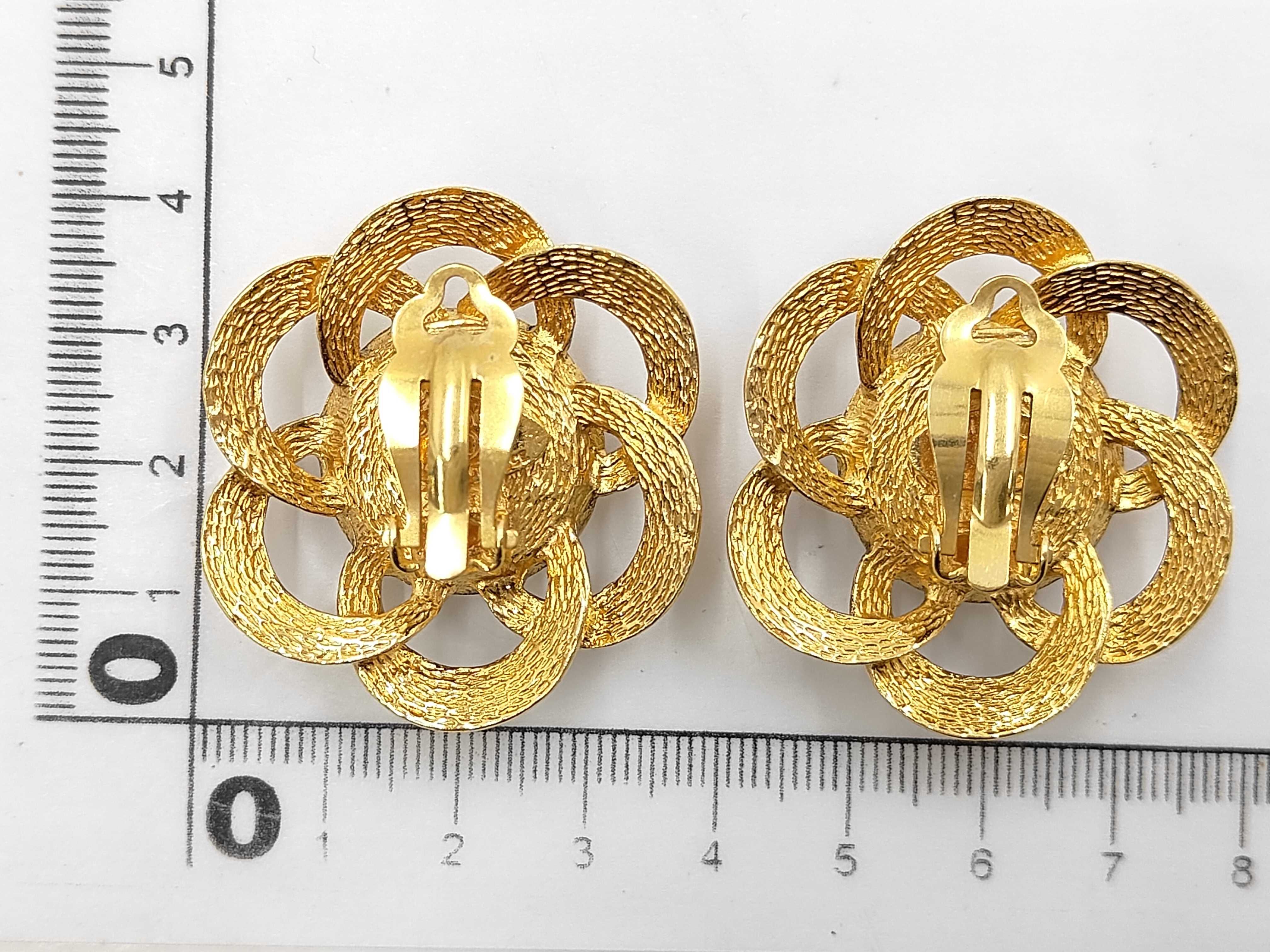 earrings — view 3