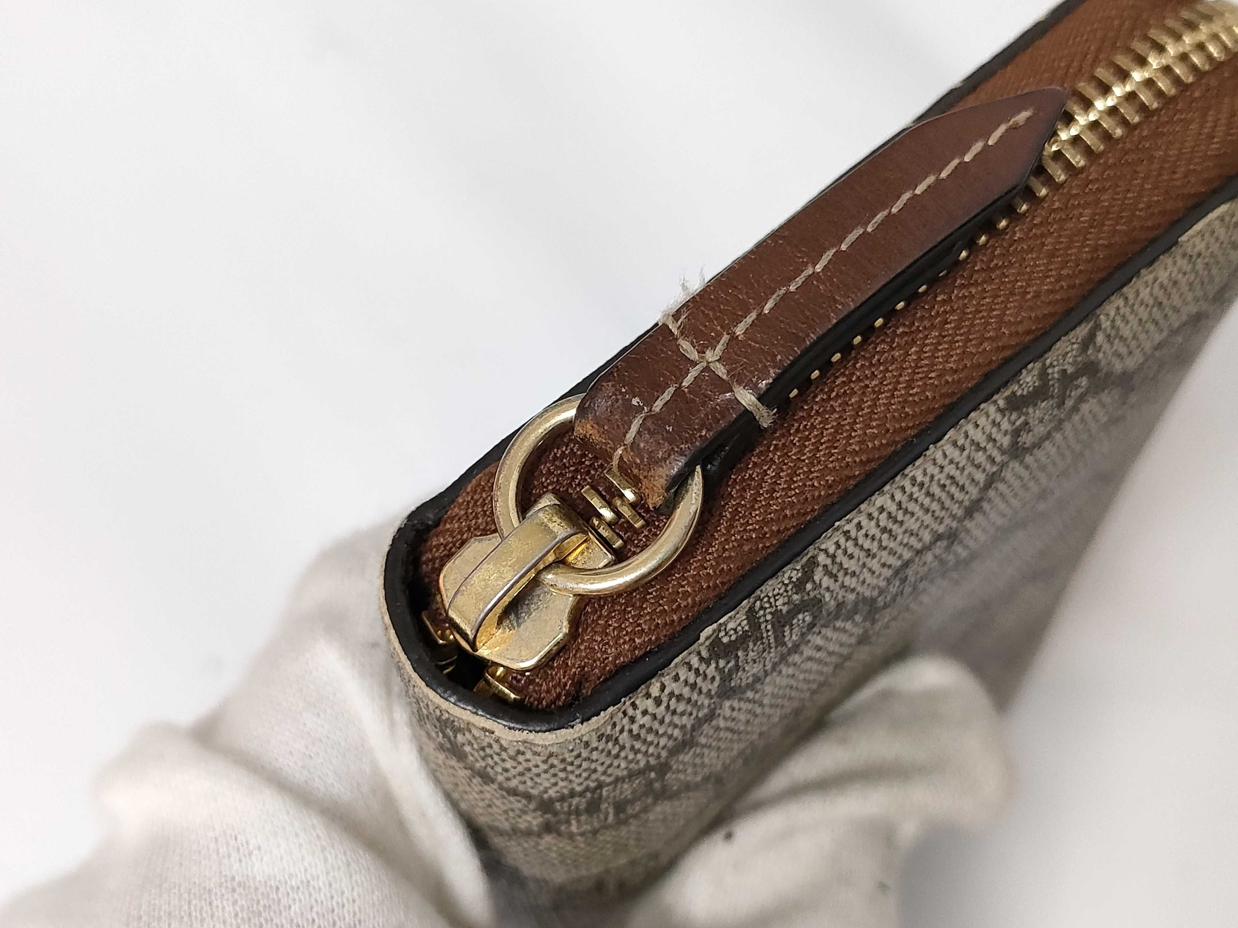 GG Supreme Round Zip-Around Long Wallet — view 4