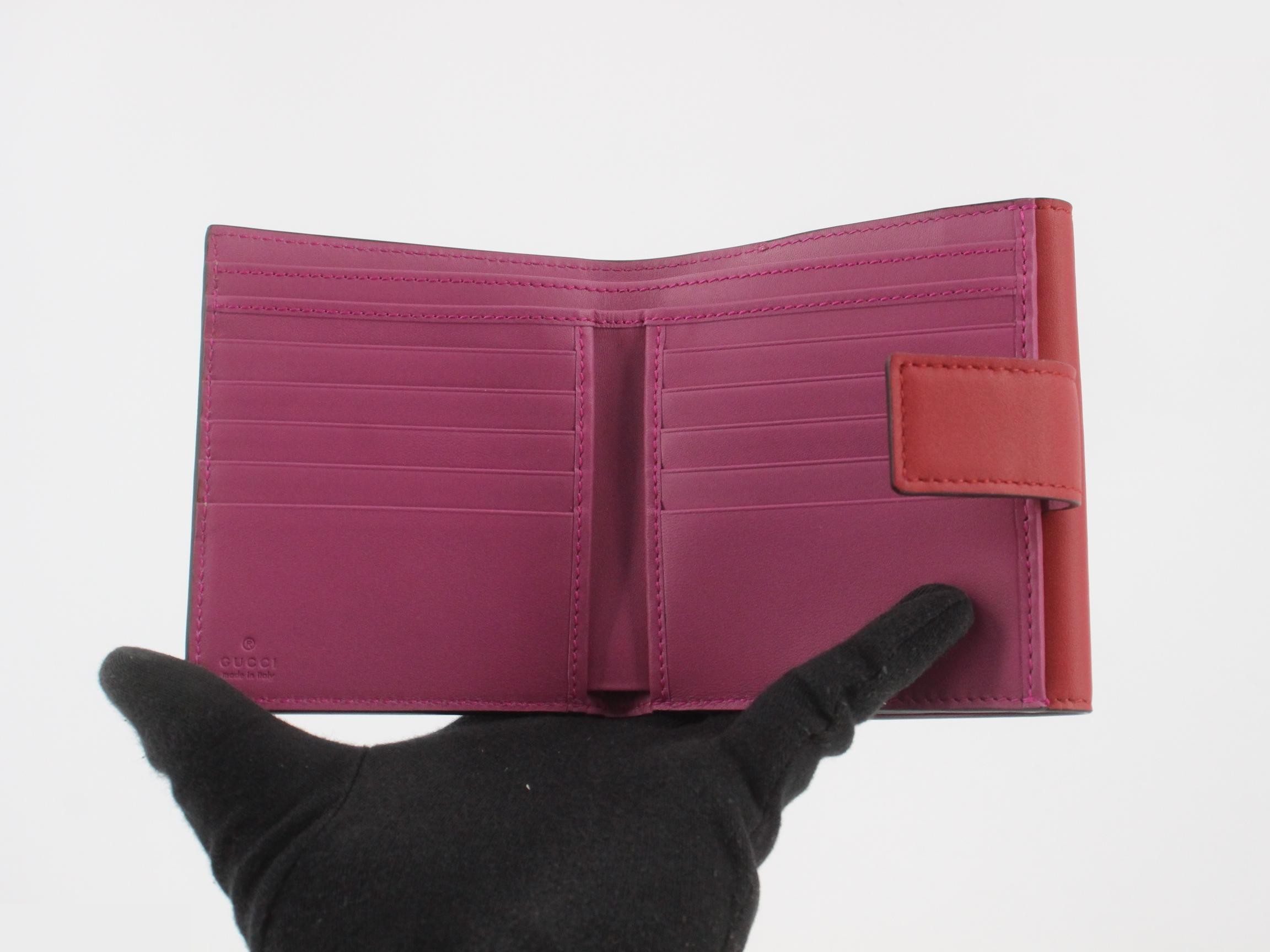 Compact wallet, stored item, multiple colors — view 4