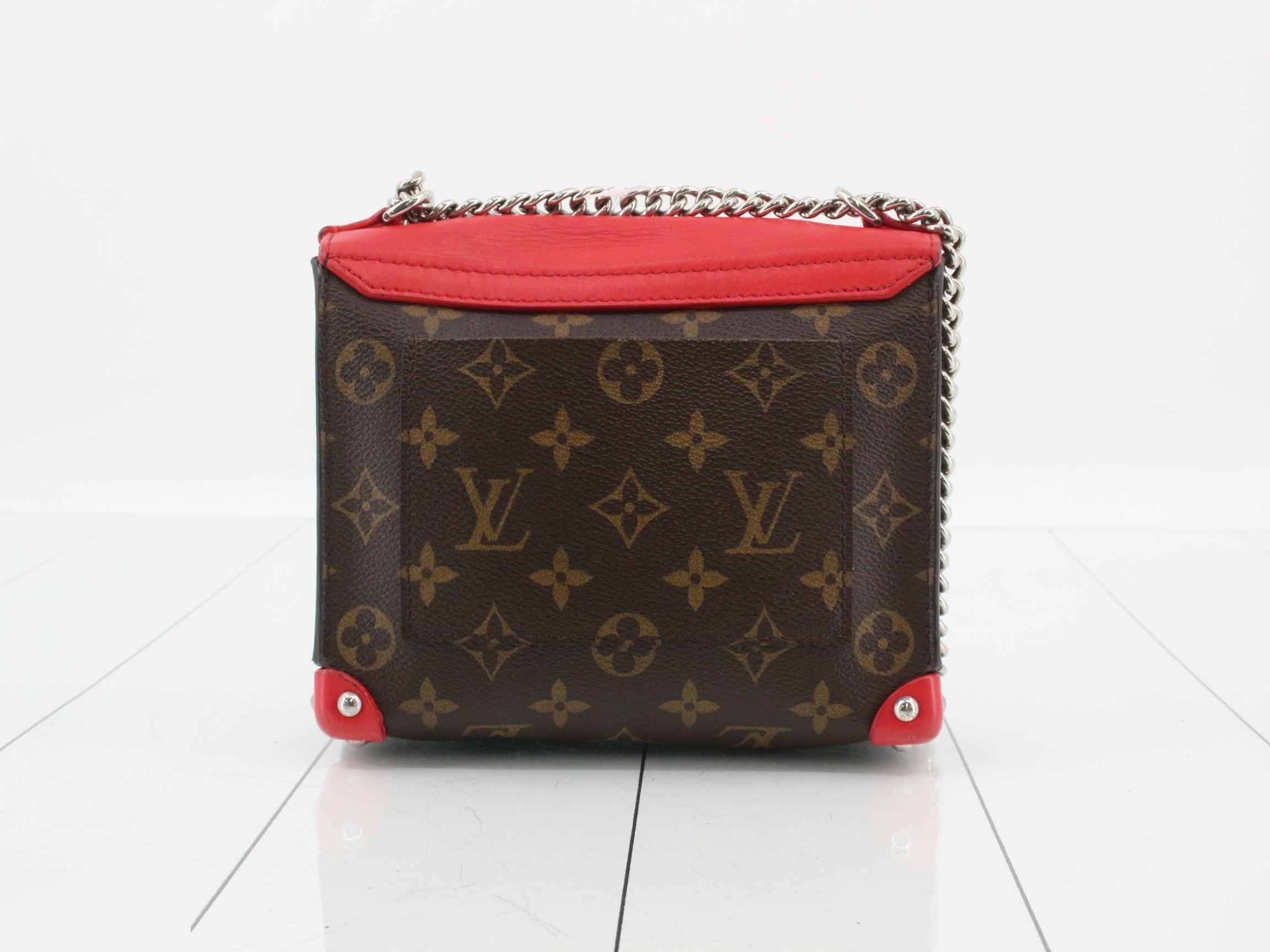 Shoulder bag — view 2