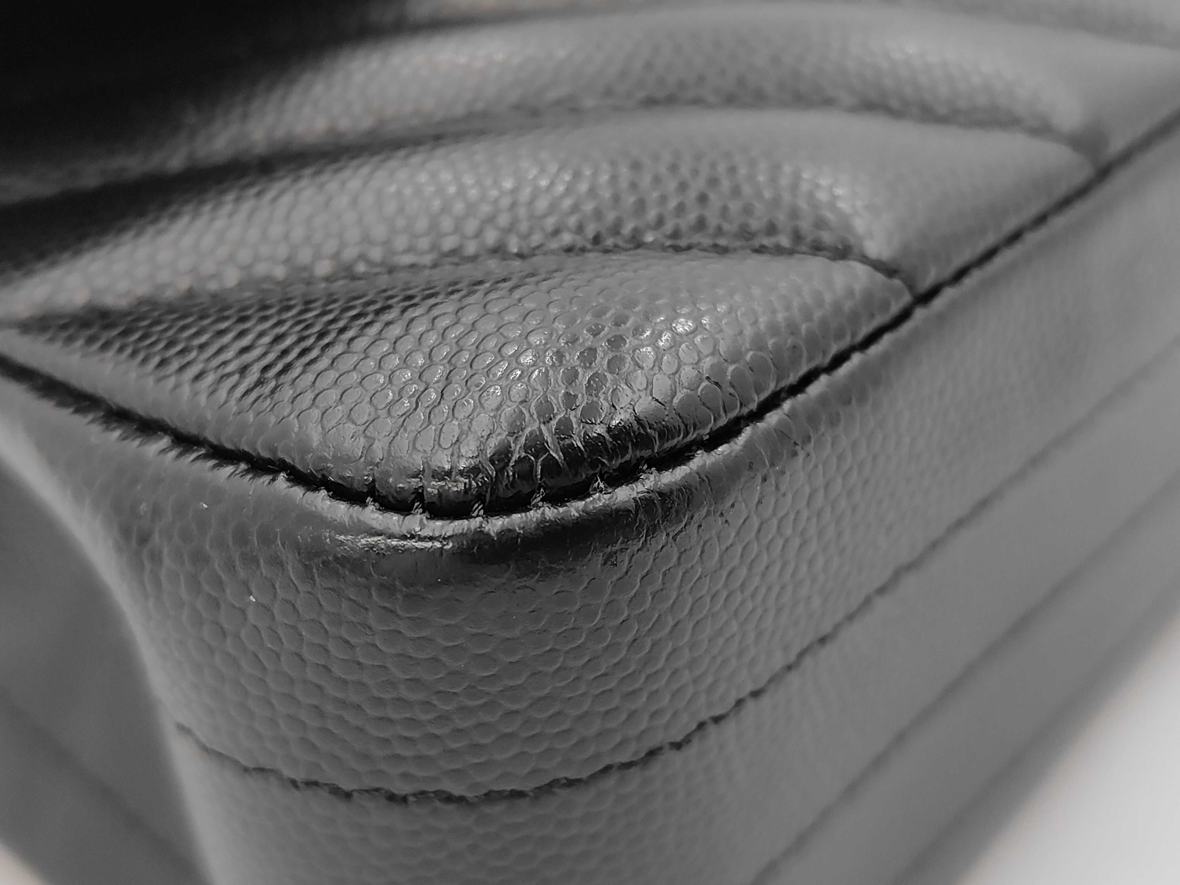 Matelassé 25 V-stitch Chain Shoulder Bag with Double Flap, Caviar Leather, Black — view 6
