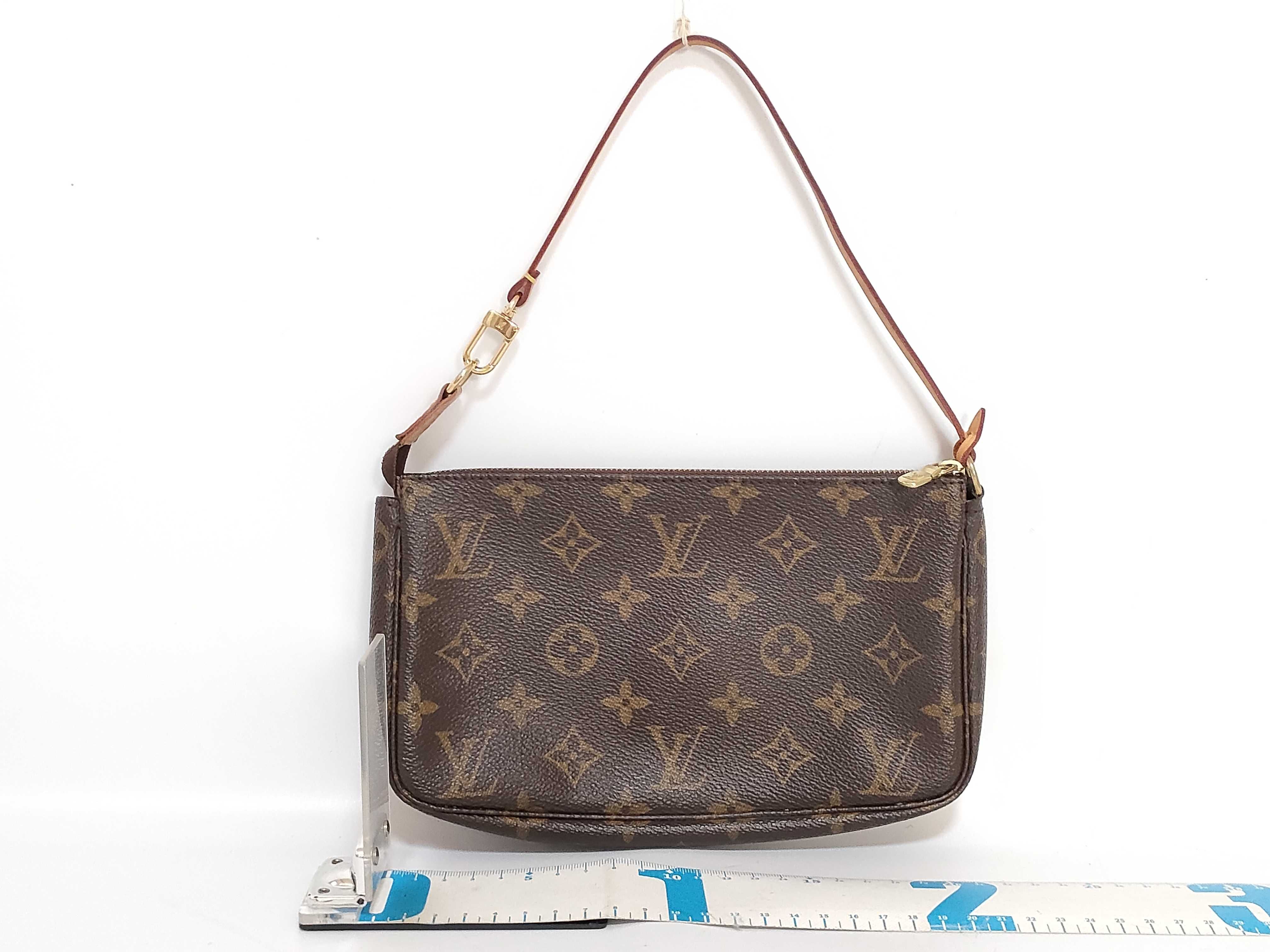 Monogram Louis Vuitton Bag Monogram Pochette Accessoires Accessory Pouch M51980 Pouch — view 2
