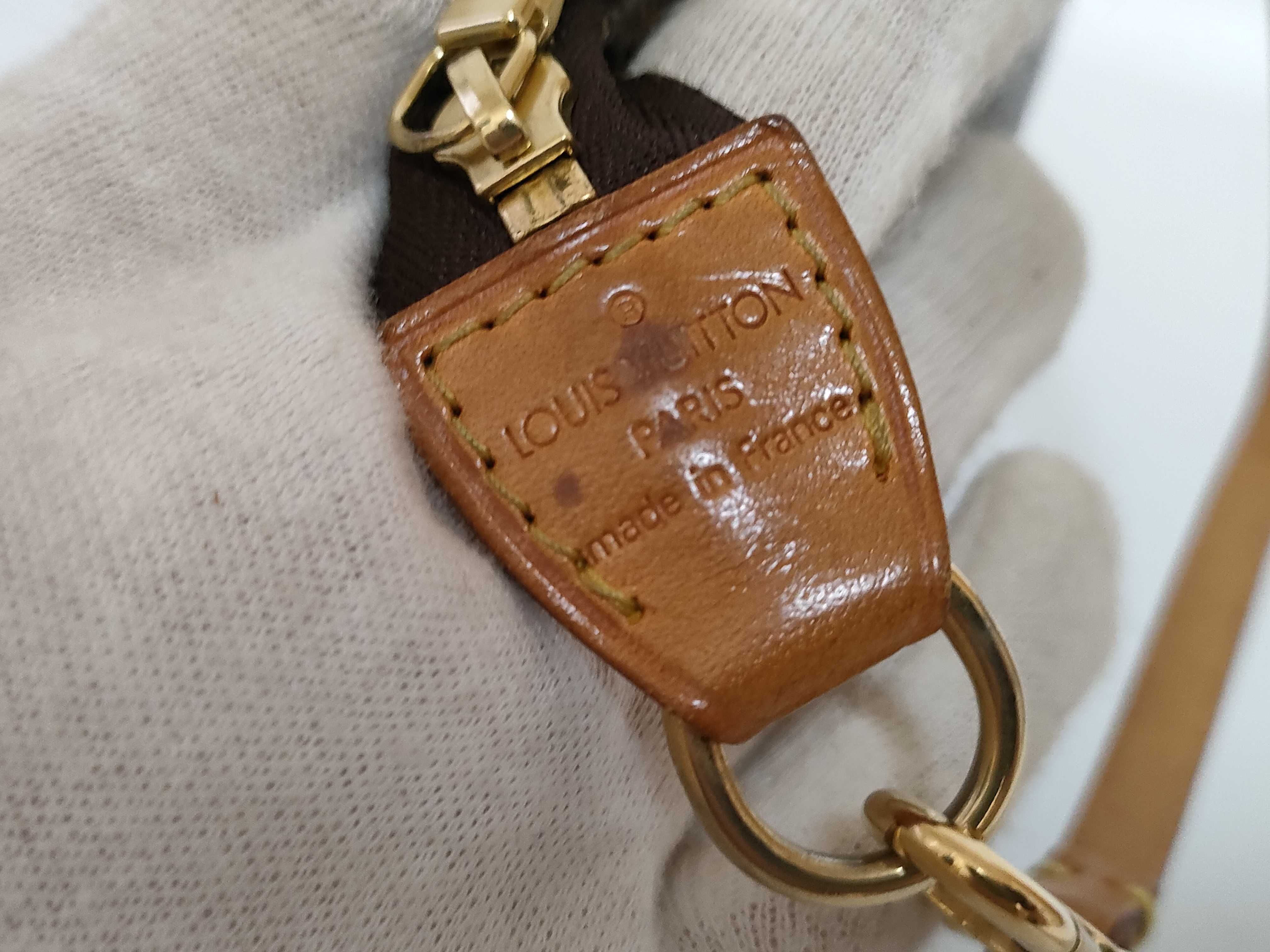 Monogram Louis Vuitton Bag Monogram Pochette Accessoires Accessory Pouch M51980 Pouch — view 11
