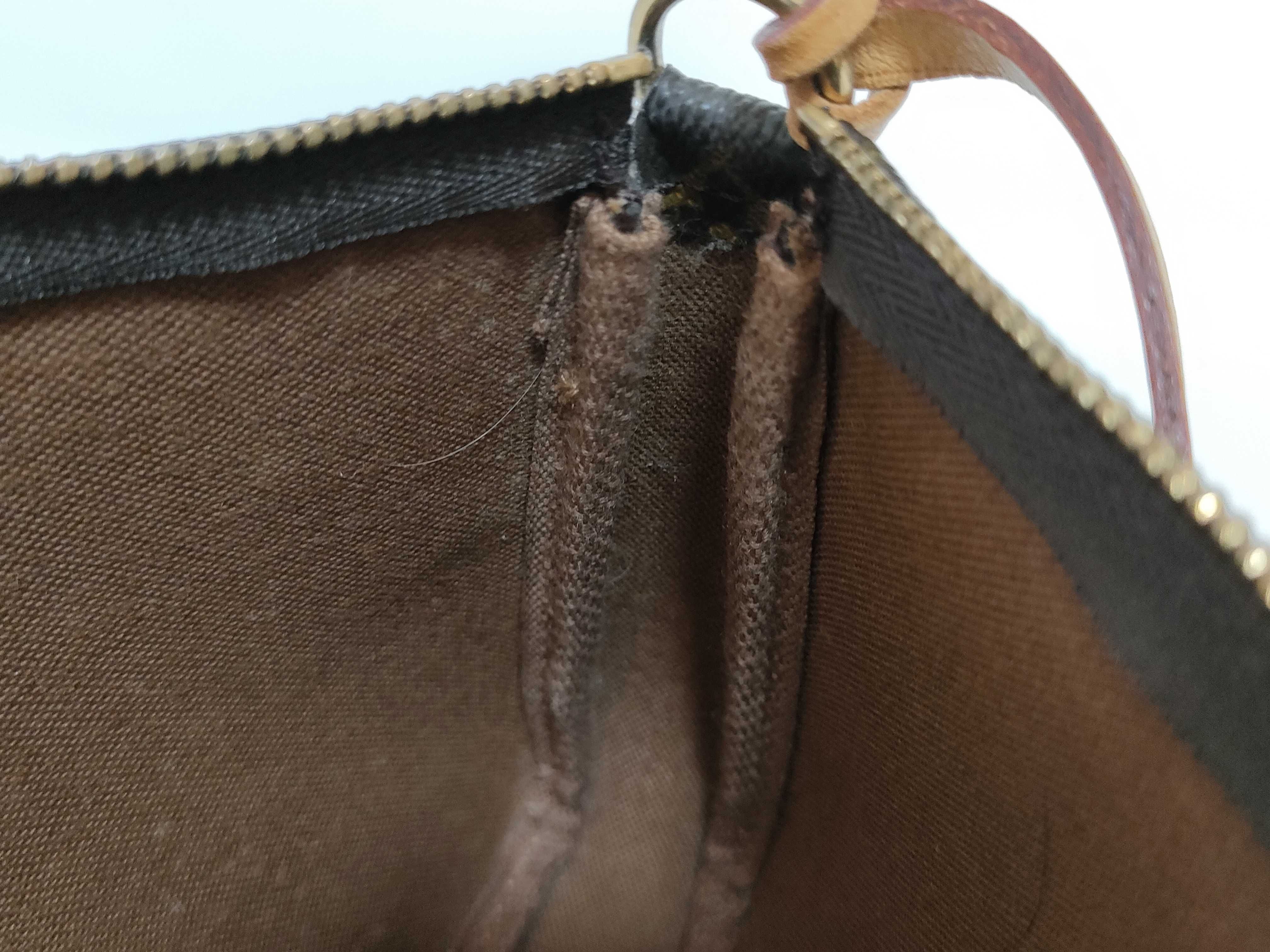 Monogram Louis Vuitton Bag Monogram Pochette Accessoires Accessory Pouch M51980 Pouch — view 9