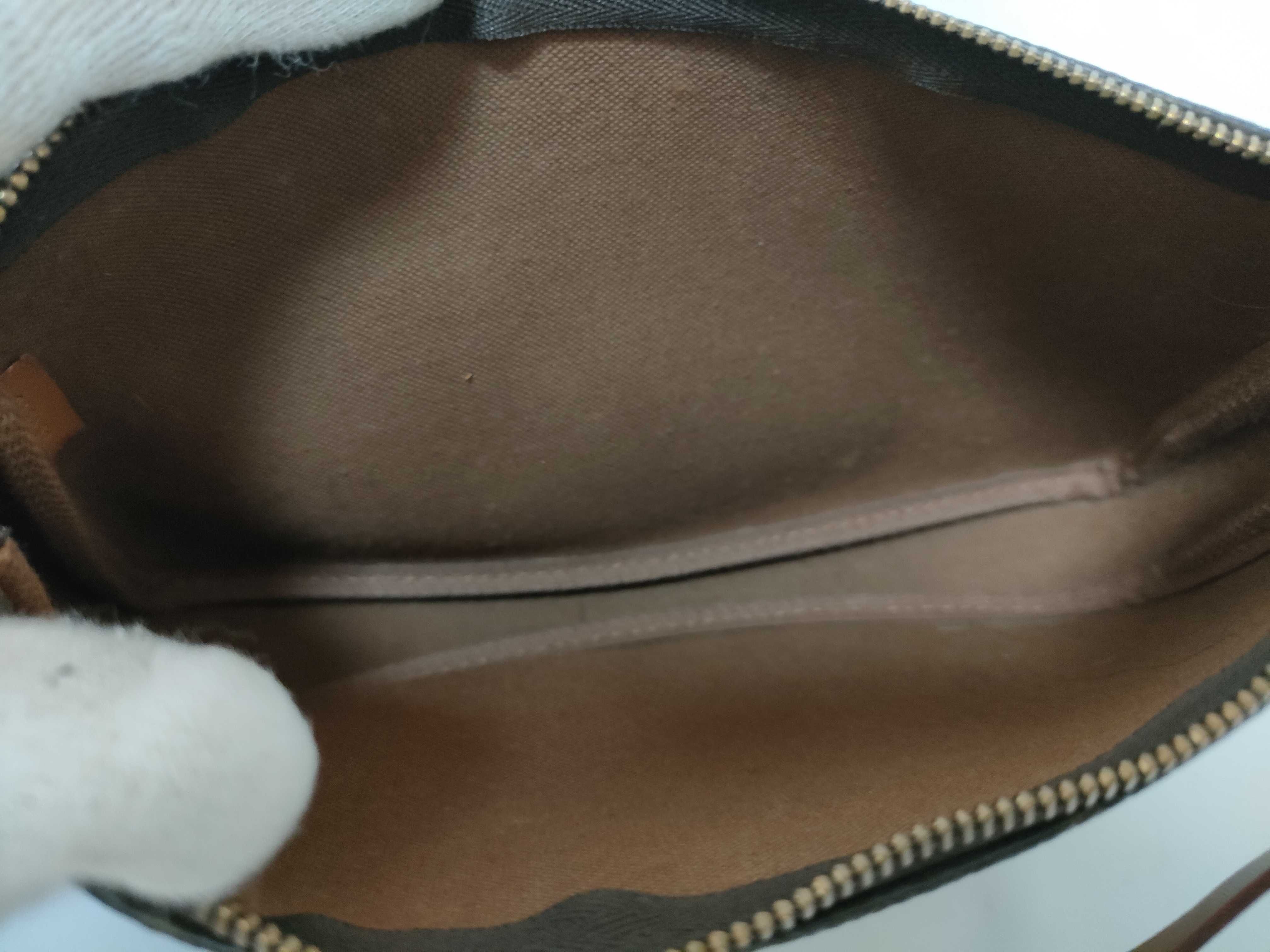 Monogram Louis Vuitton Bag Monogram Pochette Accessoires Accessory Pouch M51980 Pouch — view 10