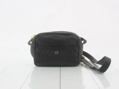 Ostrich Leather Shoulder Bag, Black