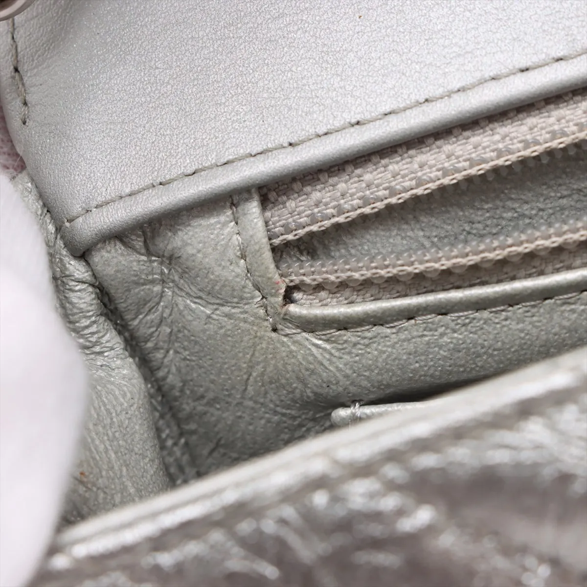 chevron coated leather single flap single chain bag V stitch silver hardware 25701569 25th series — view 11