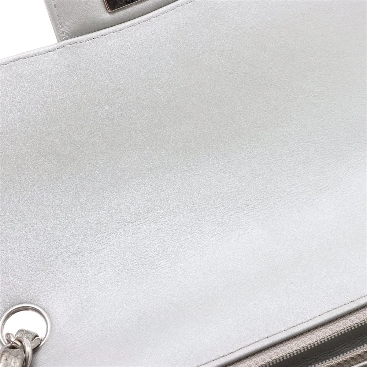 chevron coated leather single flap single chain bag V stitch silver hardware 25701569 25th series — view 12
