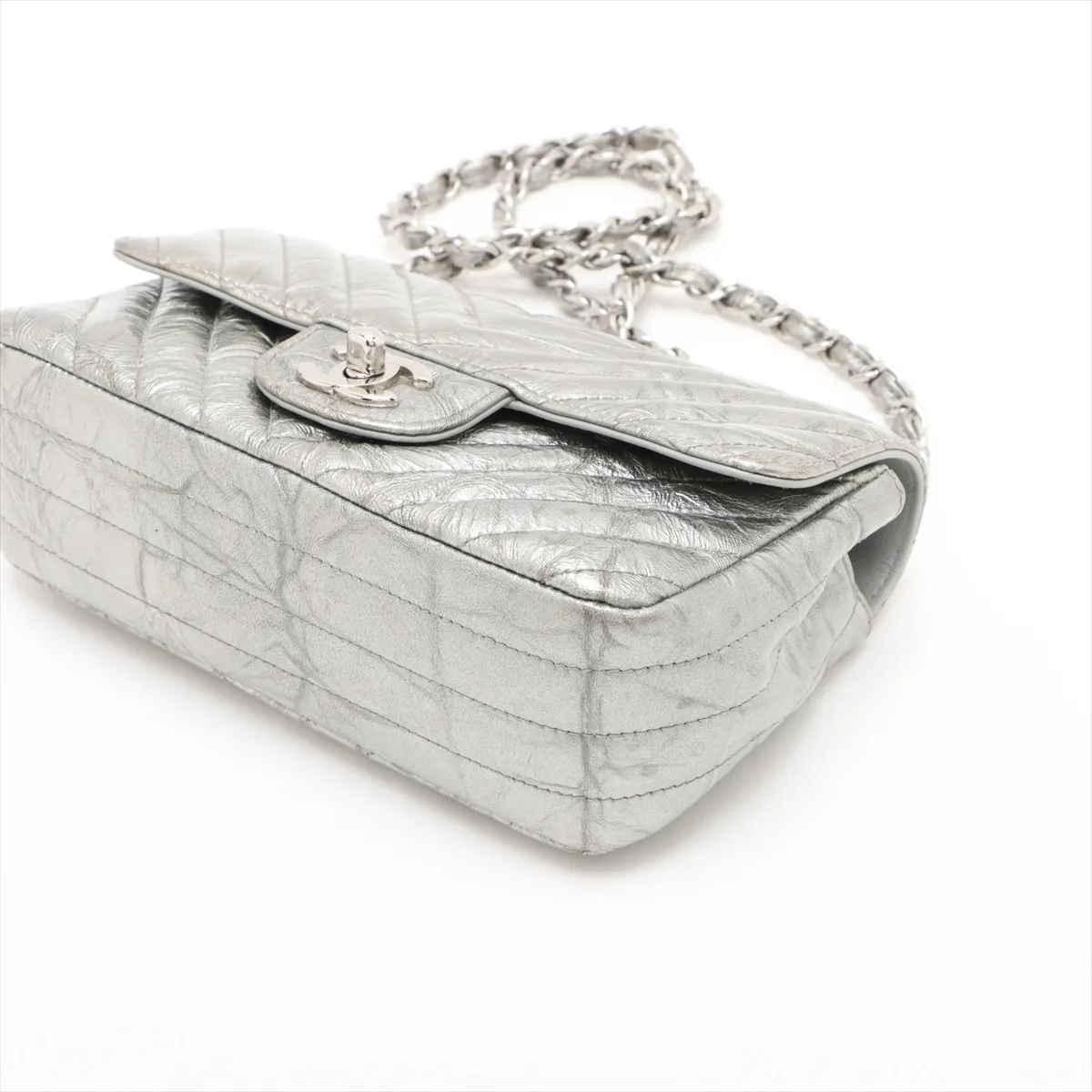 chevron coated leather single flap single chain bag V stitch silver hardware 25701569 25th series — view 3