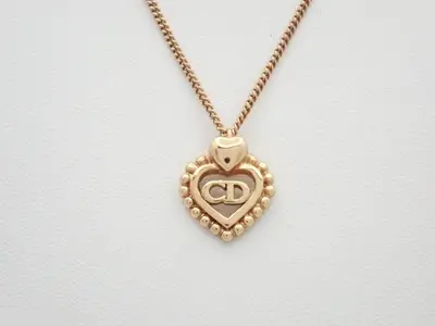 Other lines: Precious metals, necklaces, pendants, chain approximately 44cm