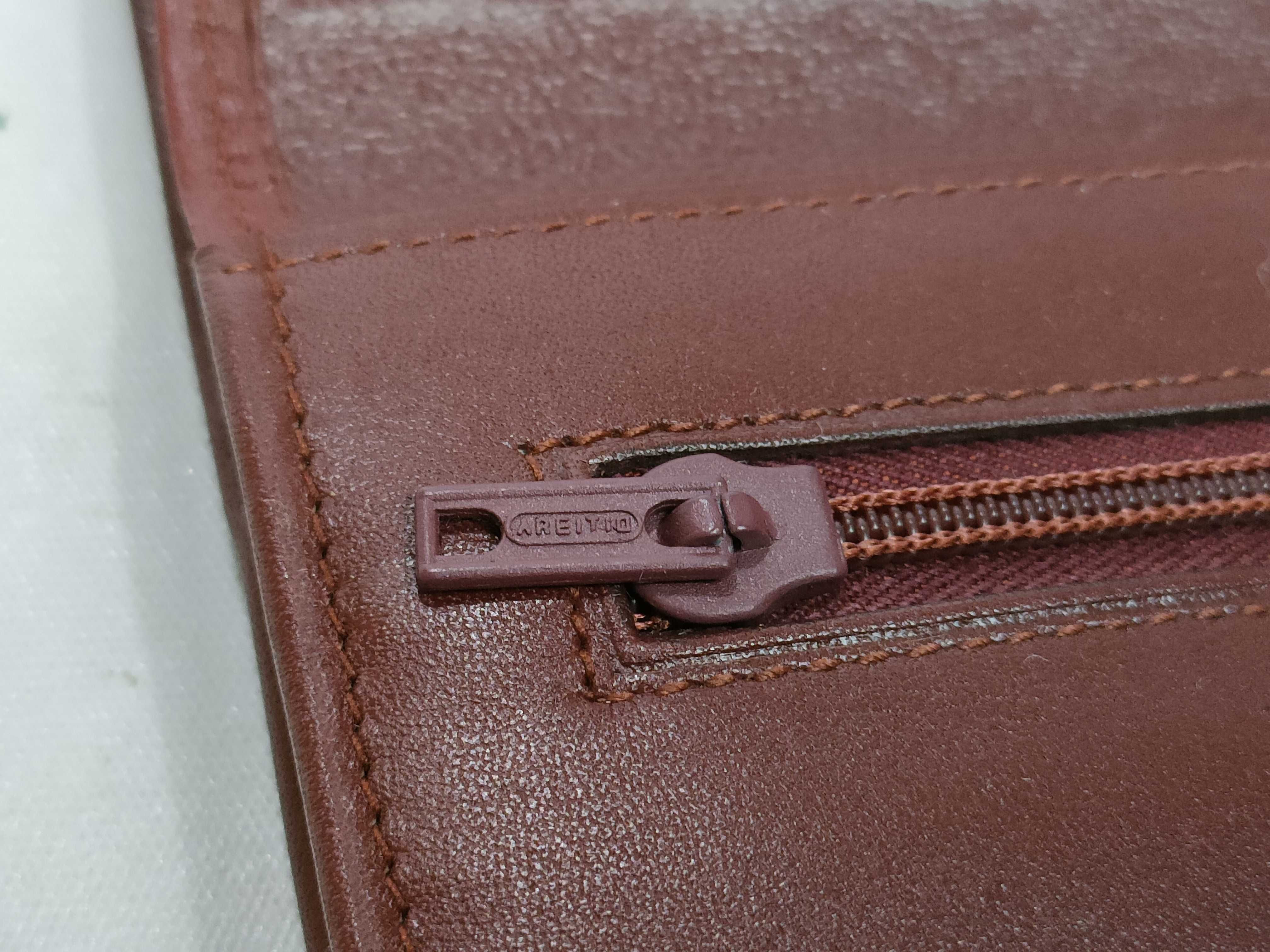Must Long Wallet, Clasp Closure, Bordeaux — view 7