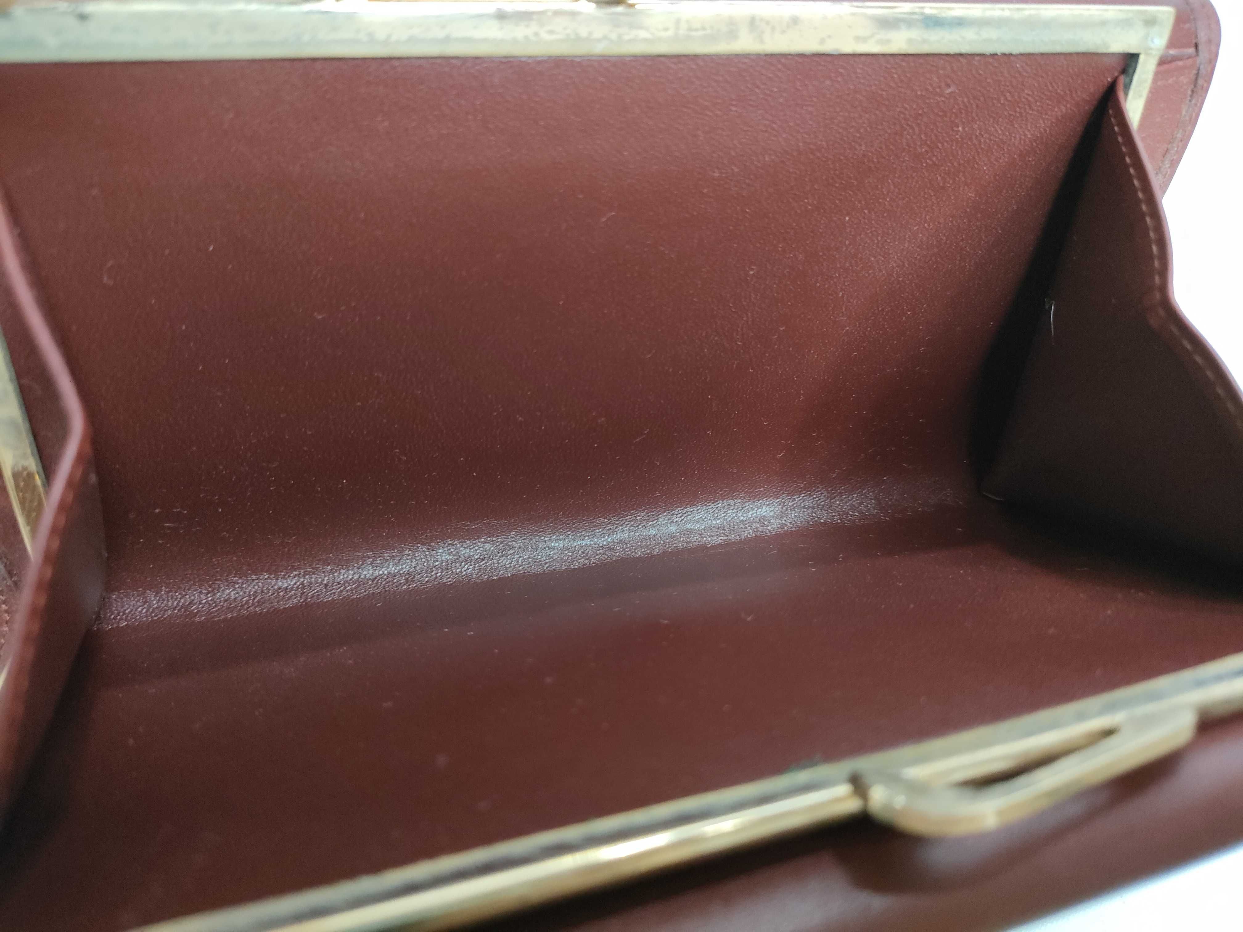 Must Long Wallet, Clasp Closure, Bordeaux — view 10