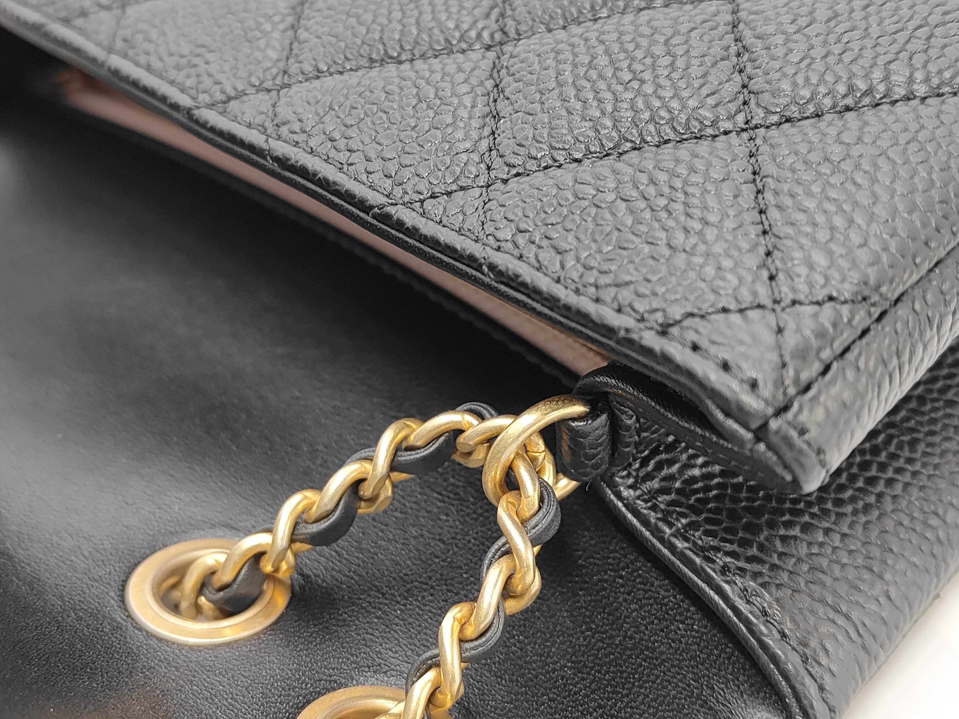 Black Quilted Calfskin Medium Filigree Shoulder Bag (No. 24) with Card — view 5