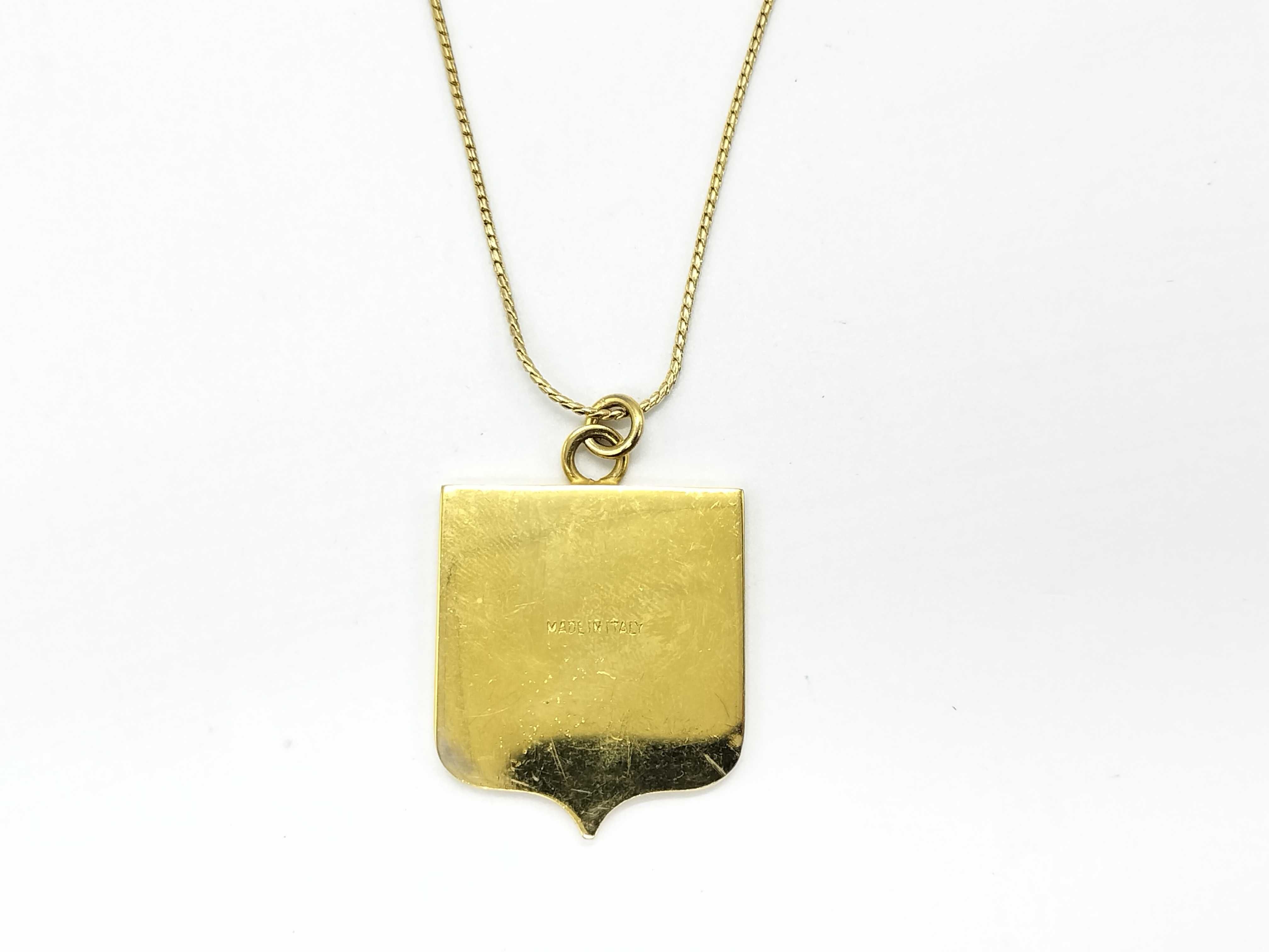 carriage pattern pendant necklace — view 3