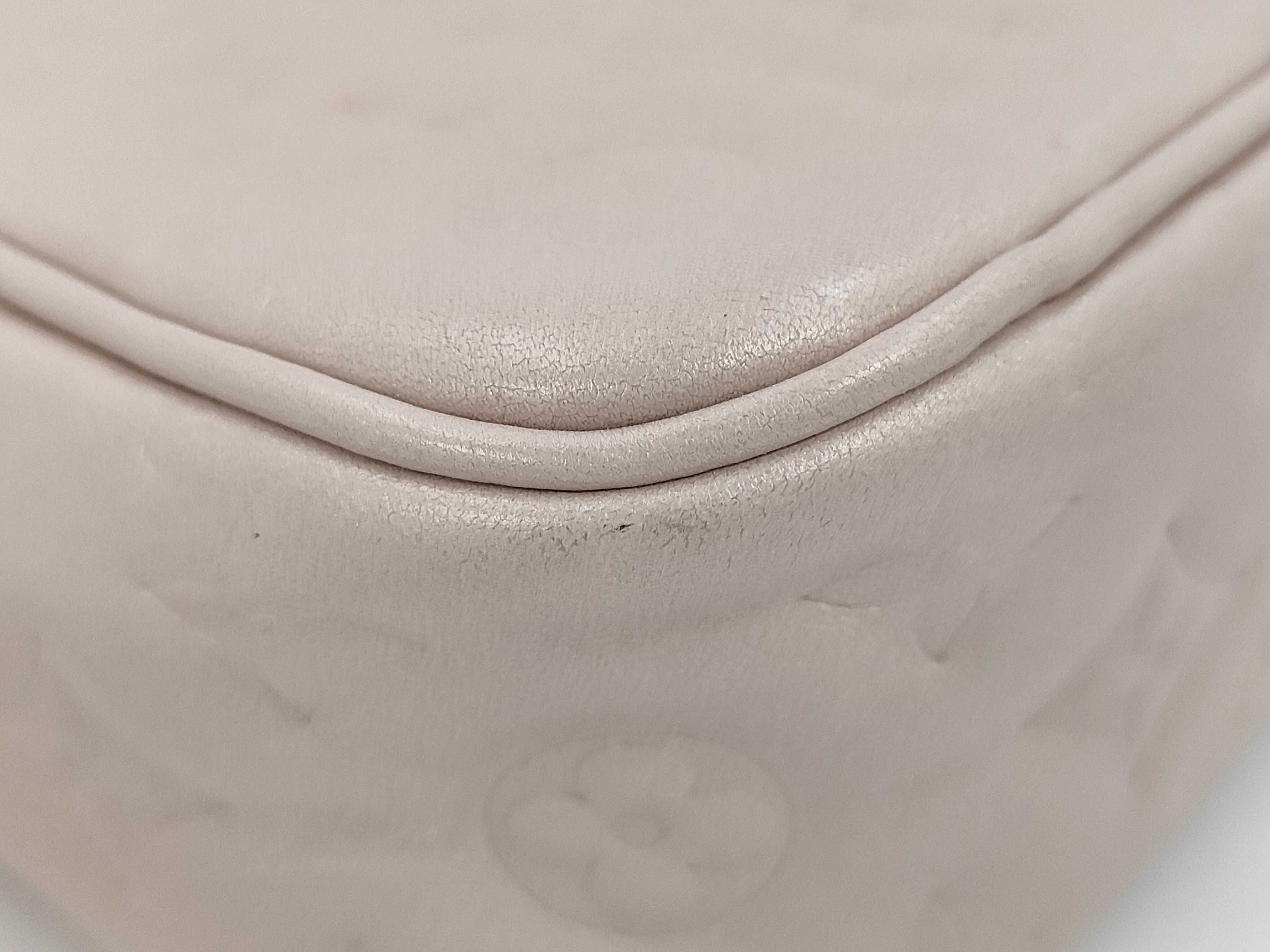 Sac Coeur Falling in Love Heart Box M58738 Pink Leather Shoulder Bag — view 4
