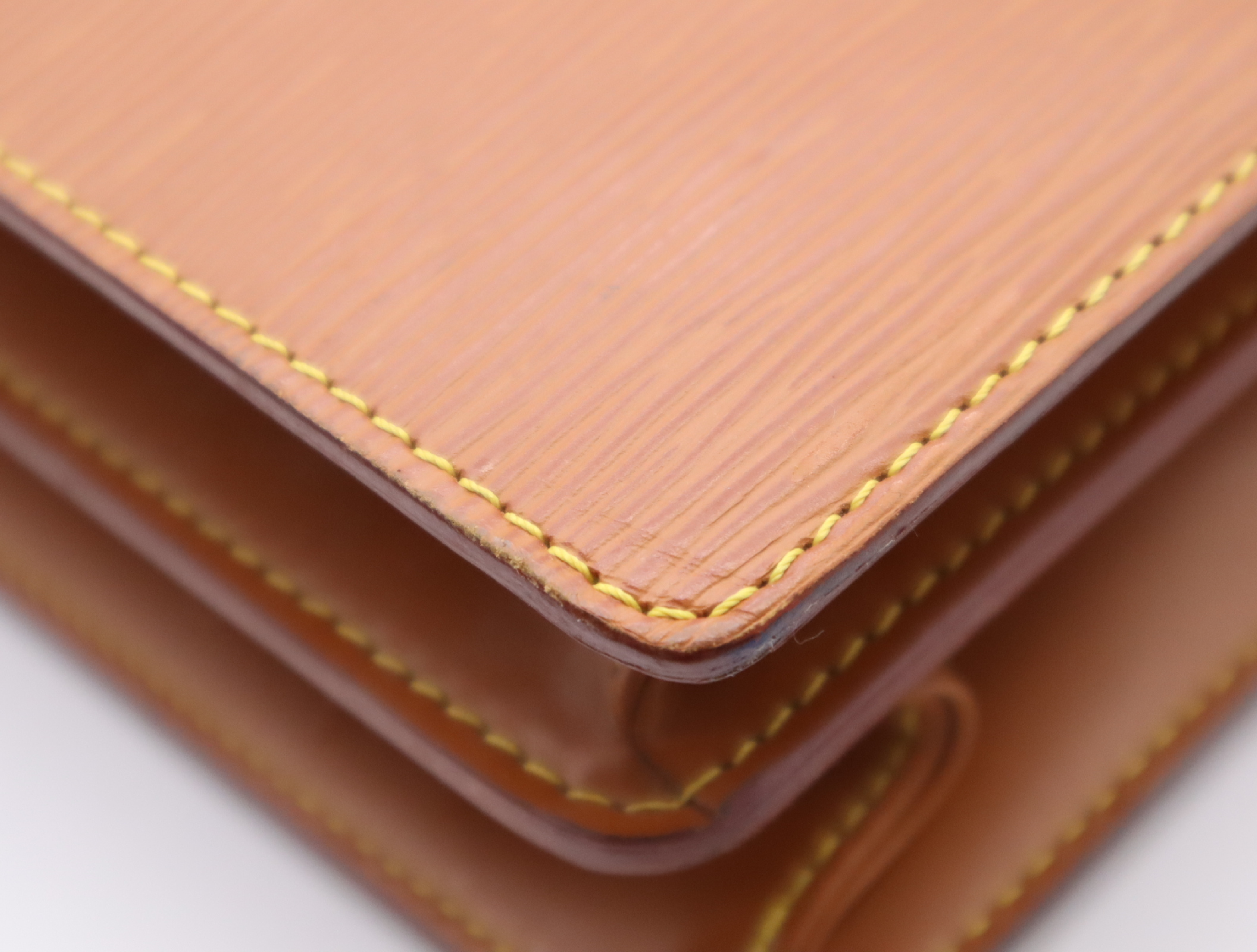 M54418 Epi Serviette Ambassador Zipangu Gold Business Bag — view 6