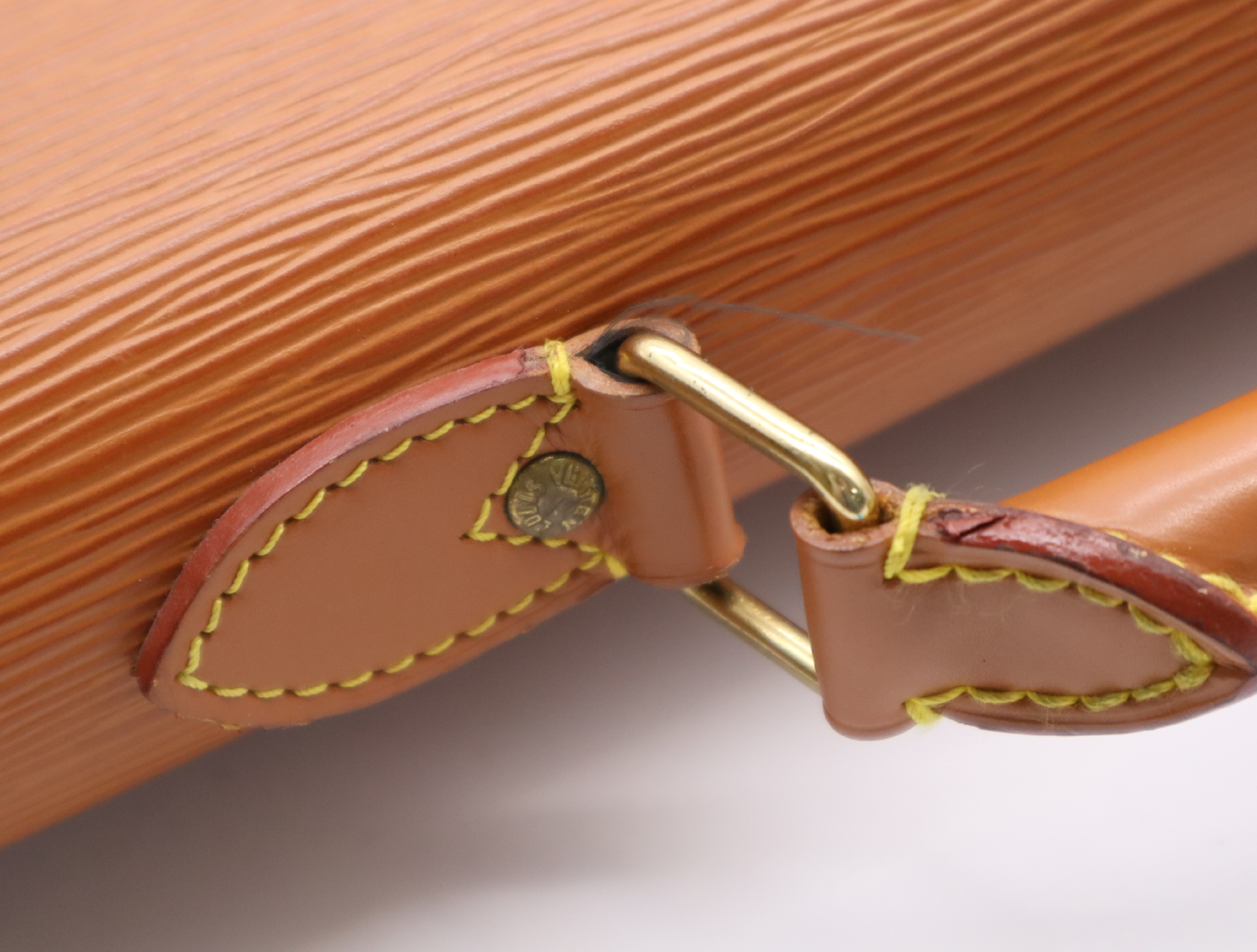 M54418 Epi Serviette Ambassador Zipangu Gold Business Bag — view 9
