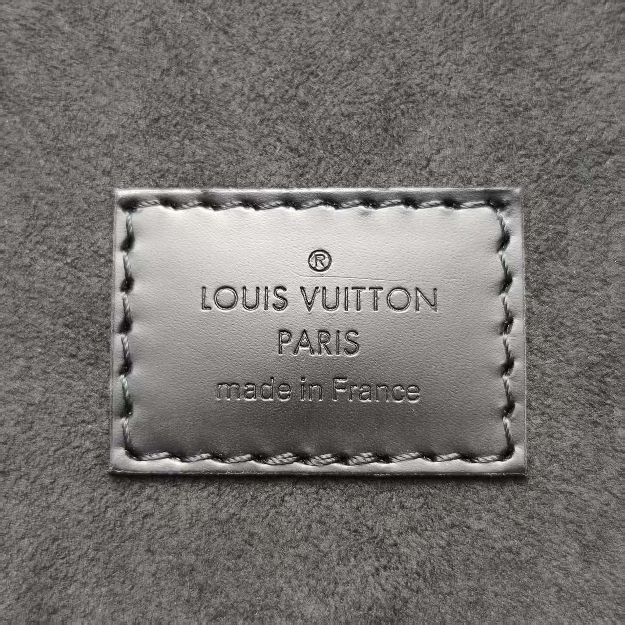 【*Shipped from: China*】LOUIS VUITTON Leather Shoulder Bag — view 12