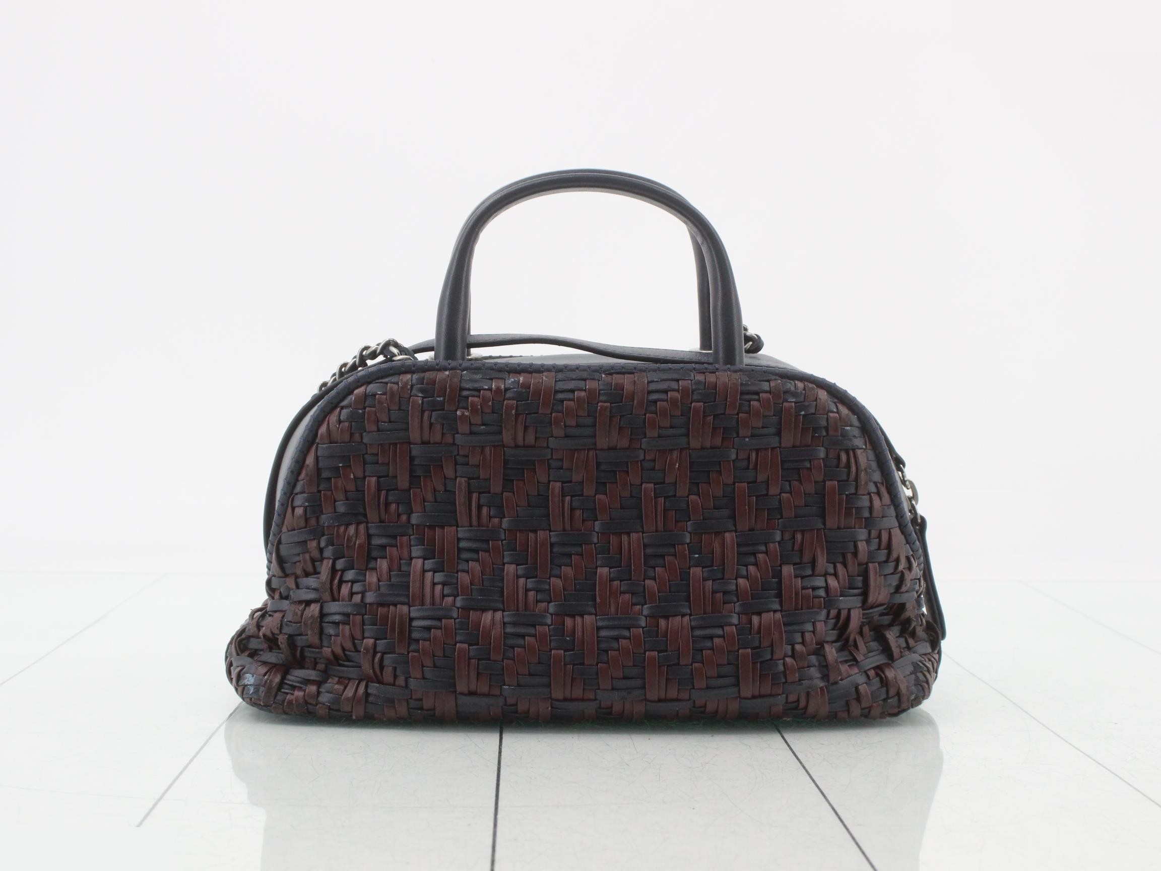 Chain shoulder bag — view 2