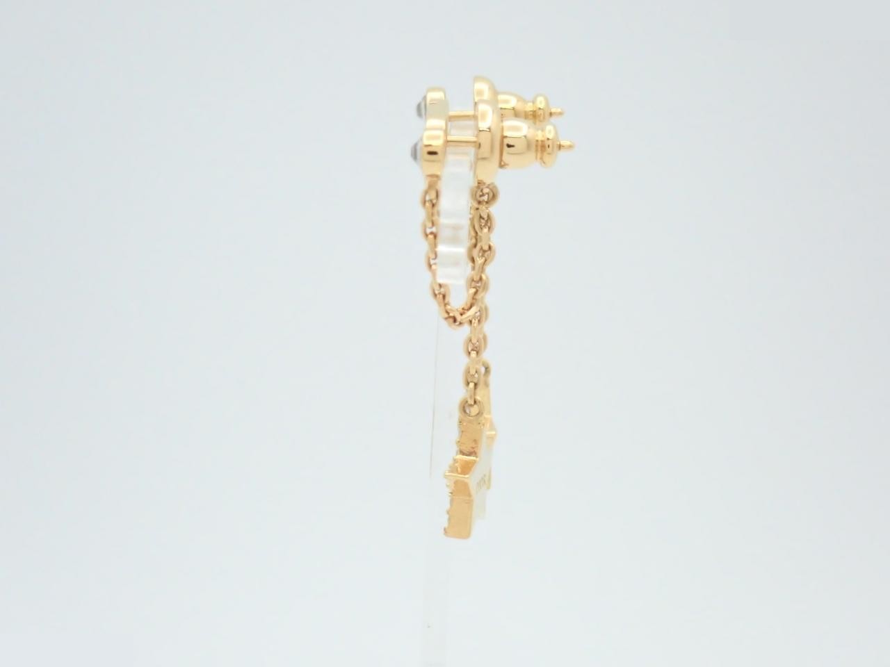 Gold earrings — view 3