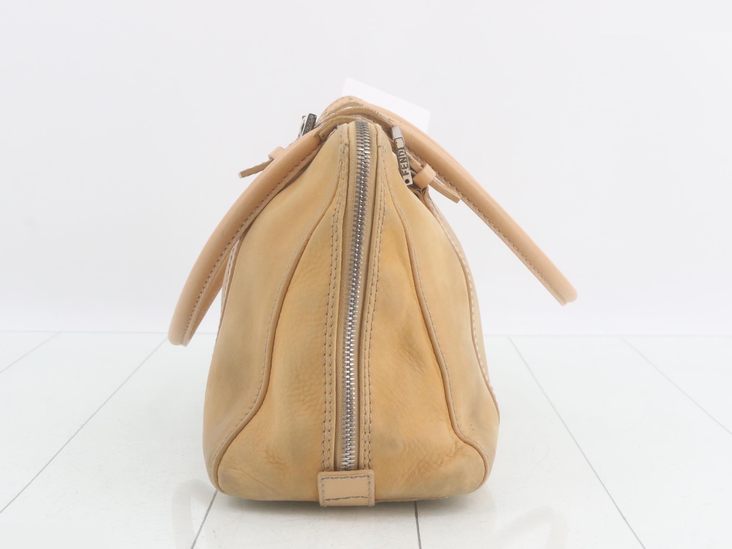 handbag — view 3
