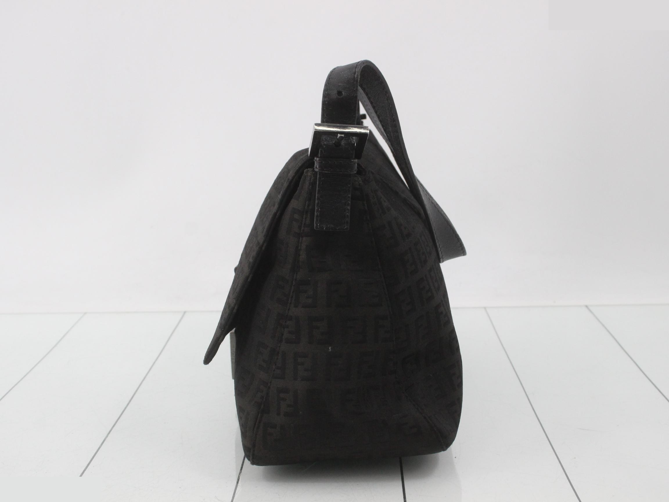 ZUCCA Mamma Bucket Shoulder Bag — view 3