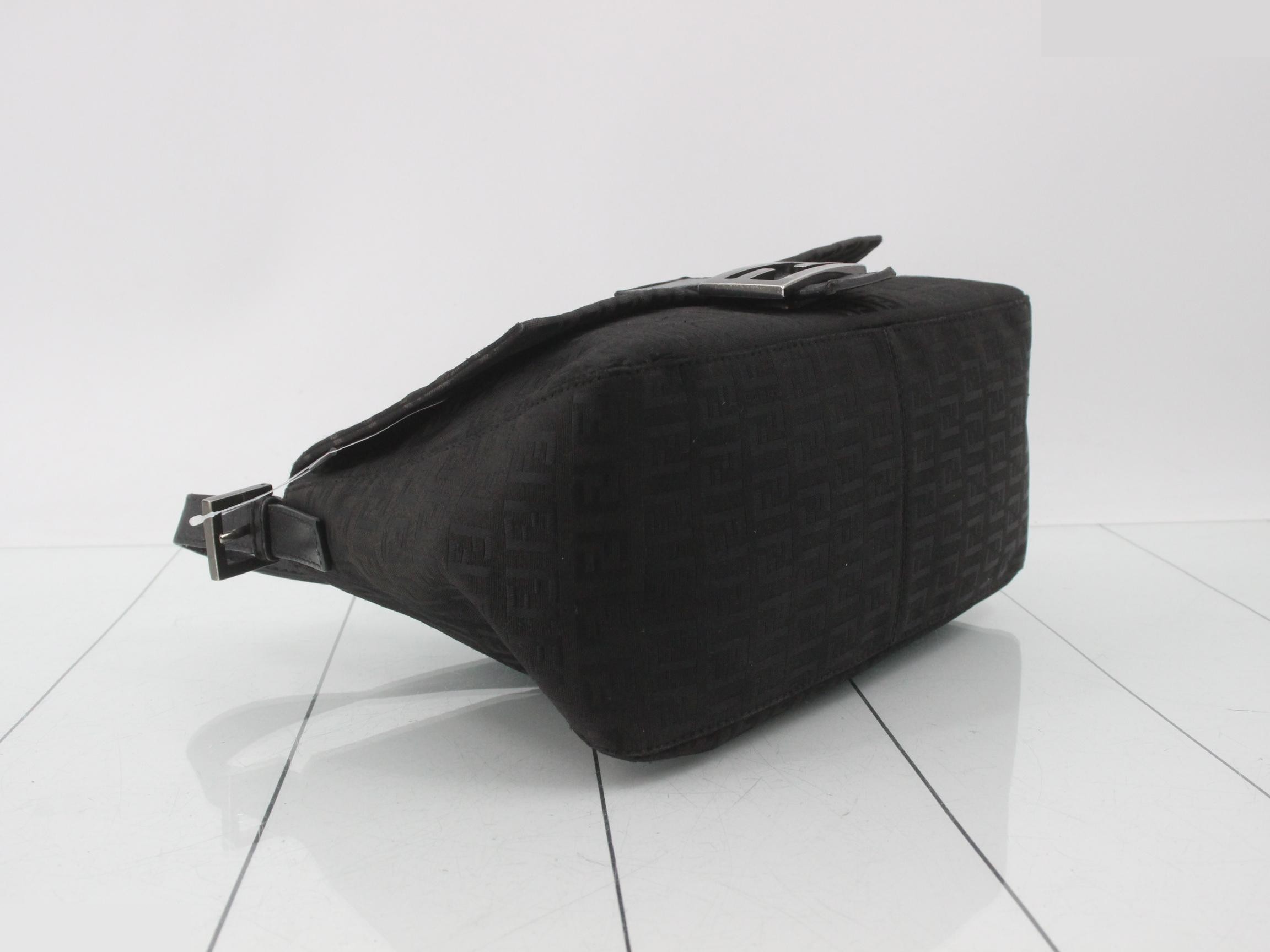 ZUCCA Mamma Bucket Shoulder Bag — view 5