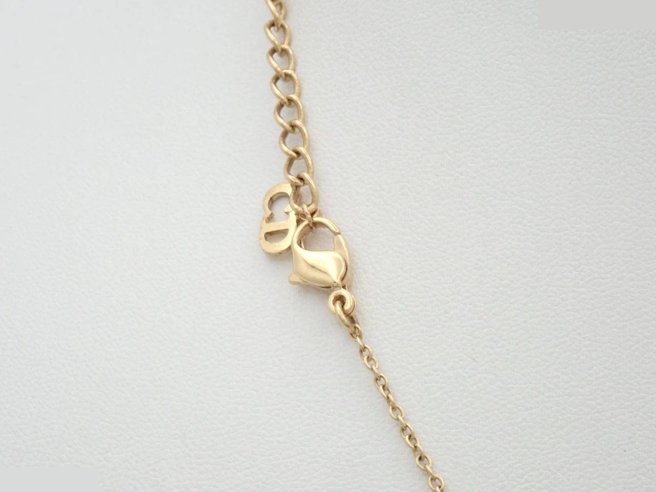 Necklace: Neck circumference approximately 47 cm — view 2
