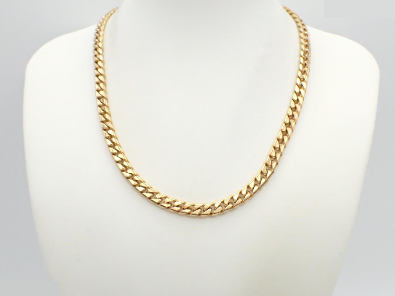 G logo gold curb chain necklace, neck circumference approximately 45cm — view 3